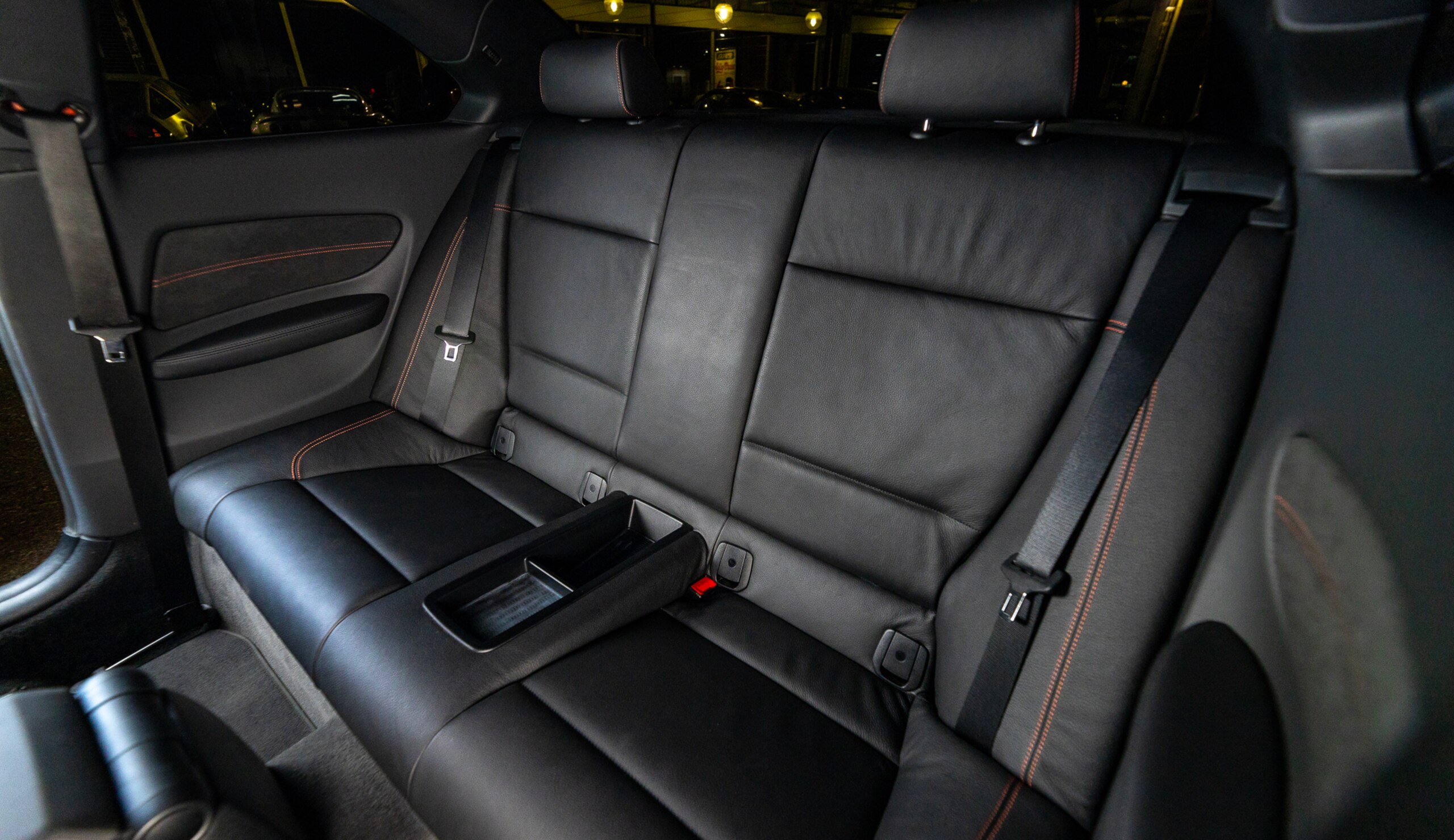 2012 BMW 1M Coupe — Photo 12 / 20