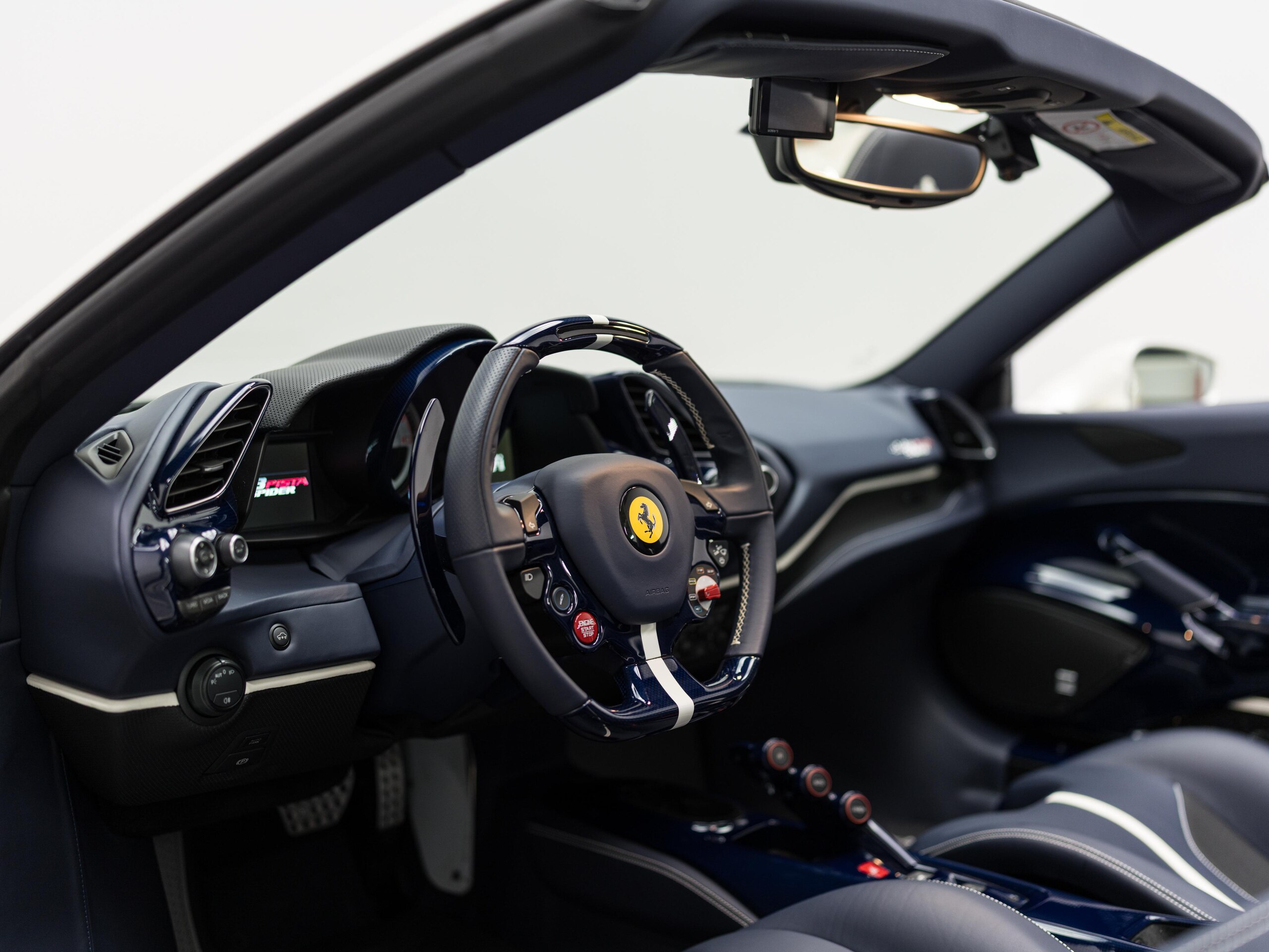 2021 Ferrari 488 Pista Spider — Photo 13 / 26