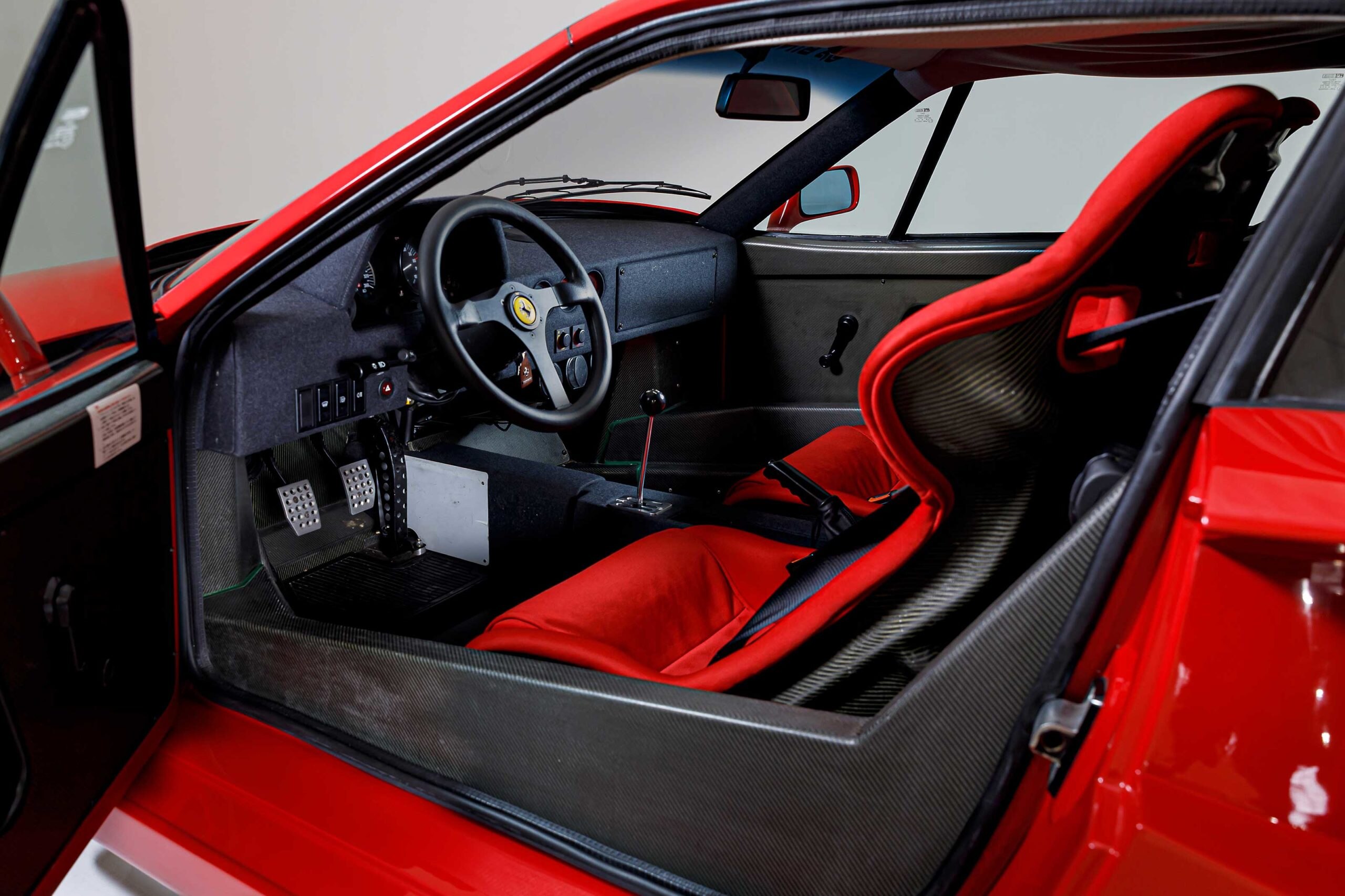 1991 Ferrari F40 — Photo 6 / 8