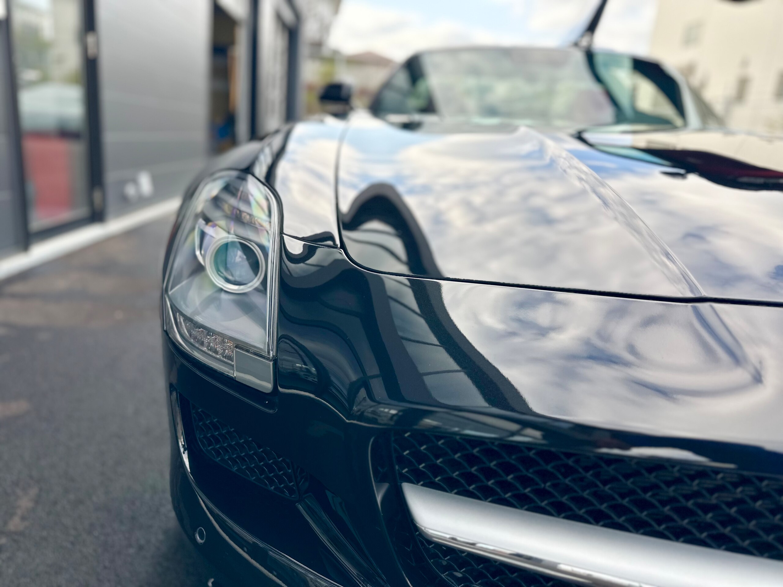 2010 Mercedes Benz SLS AMG — Photo 25 / 25