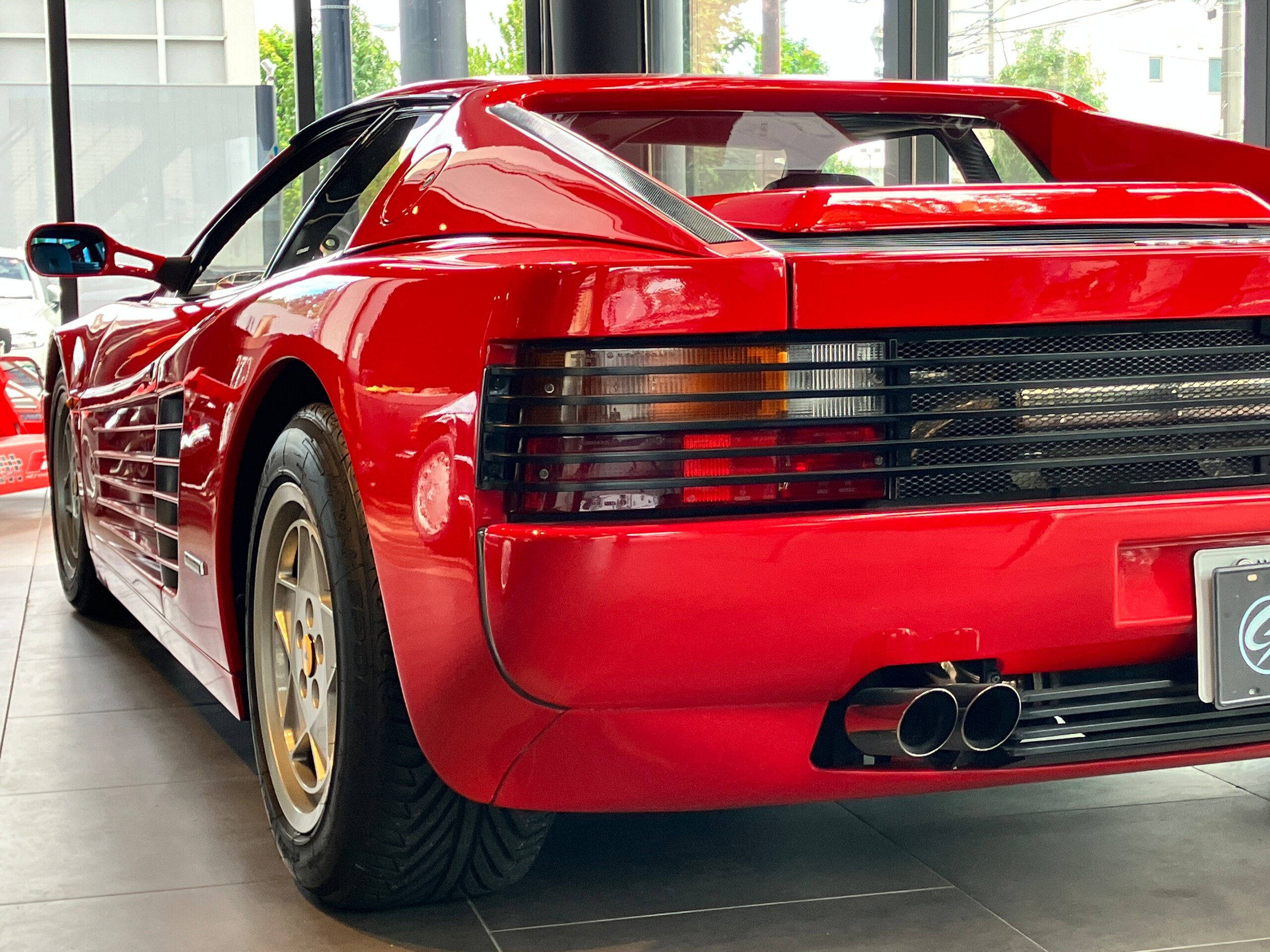 1990 Ferrari Testarossa — Photo 8 / 22