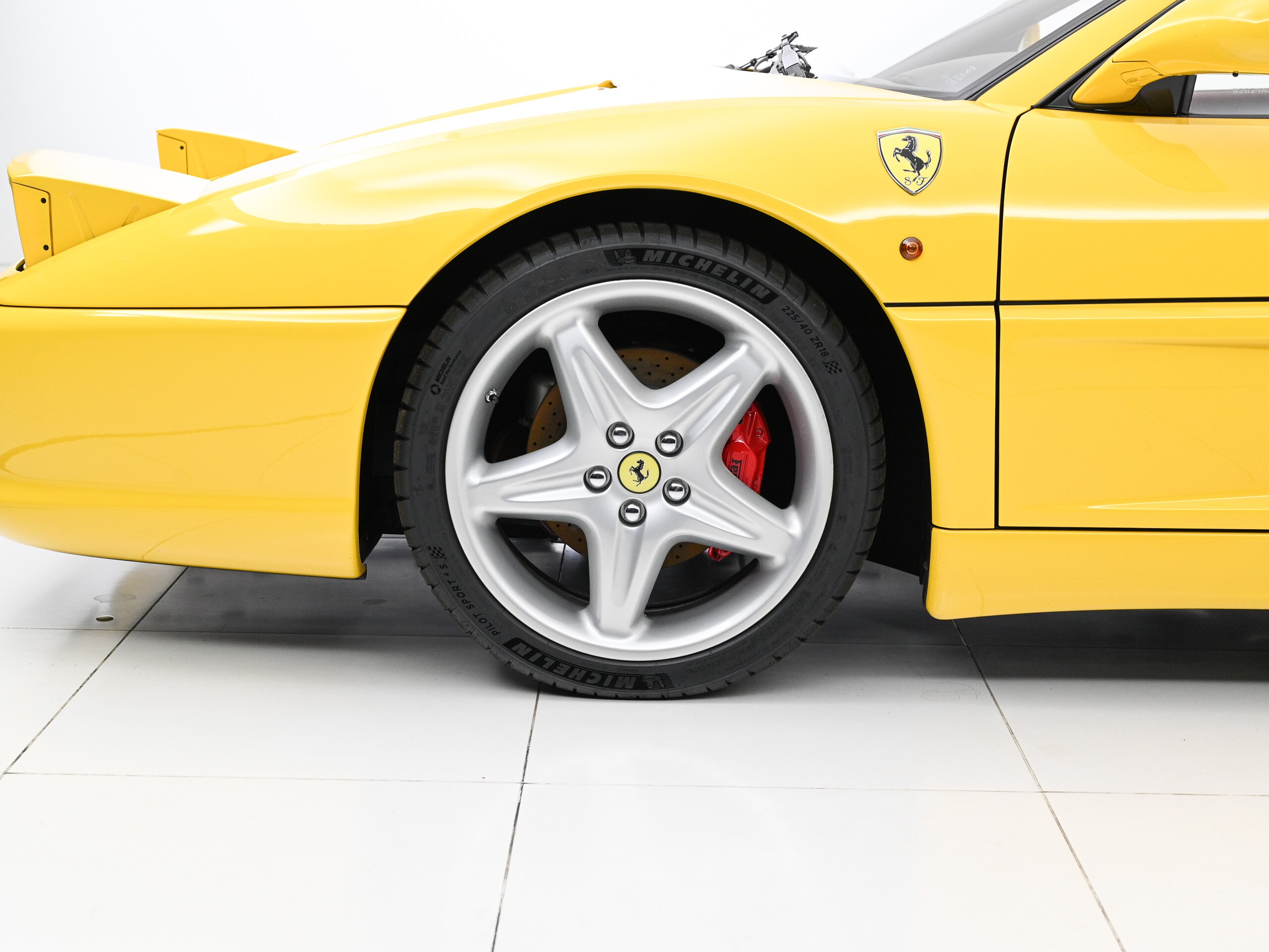 1998 Ferrari F355 Berlinetta — Photo 15 / 17
