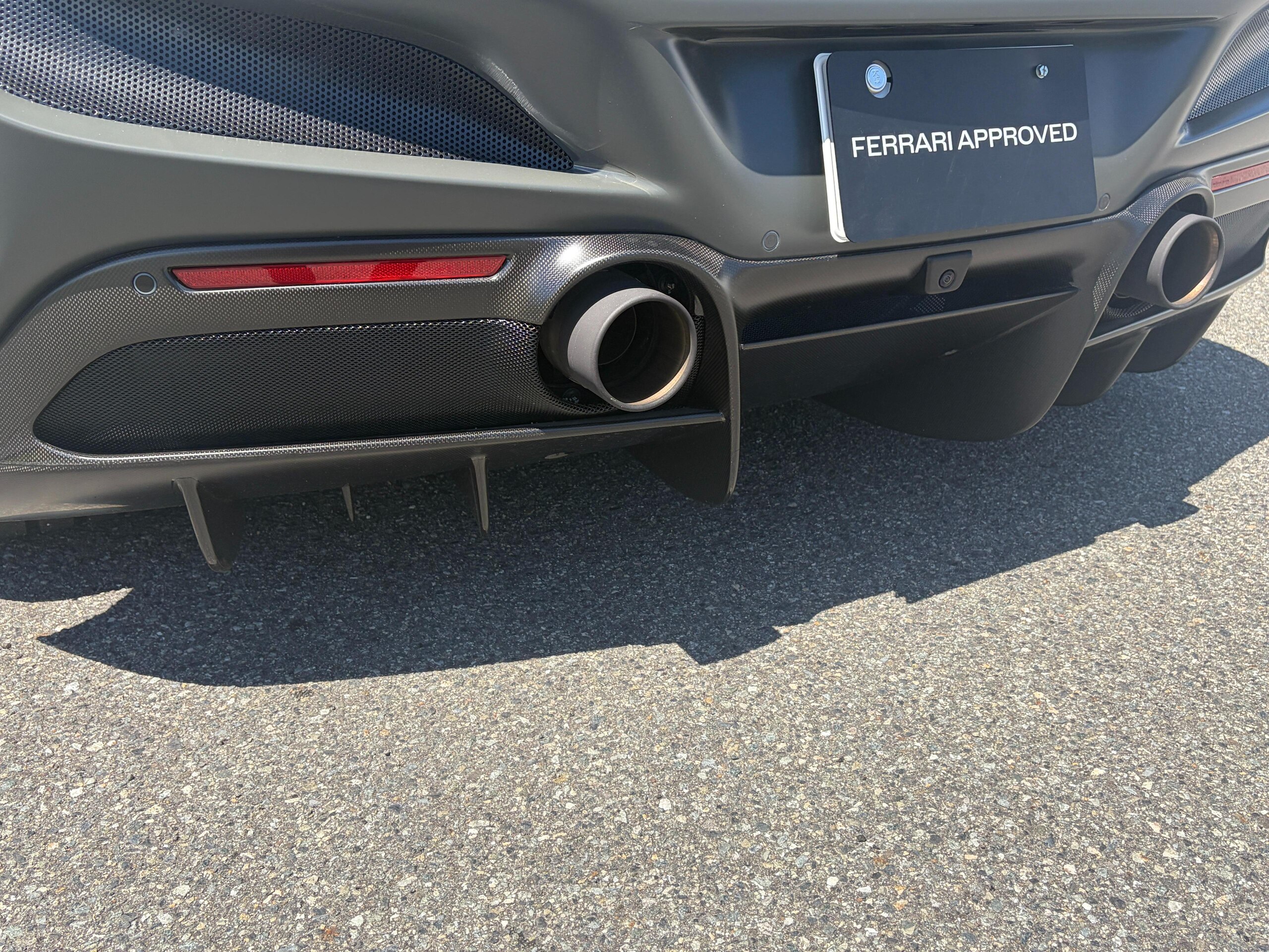 2022 Ferrari F8 Tributo — Photo 28 / 32