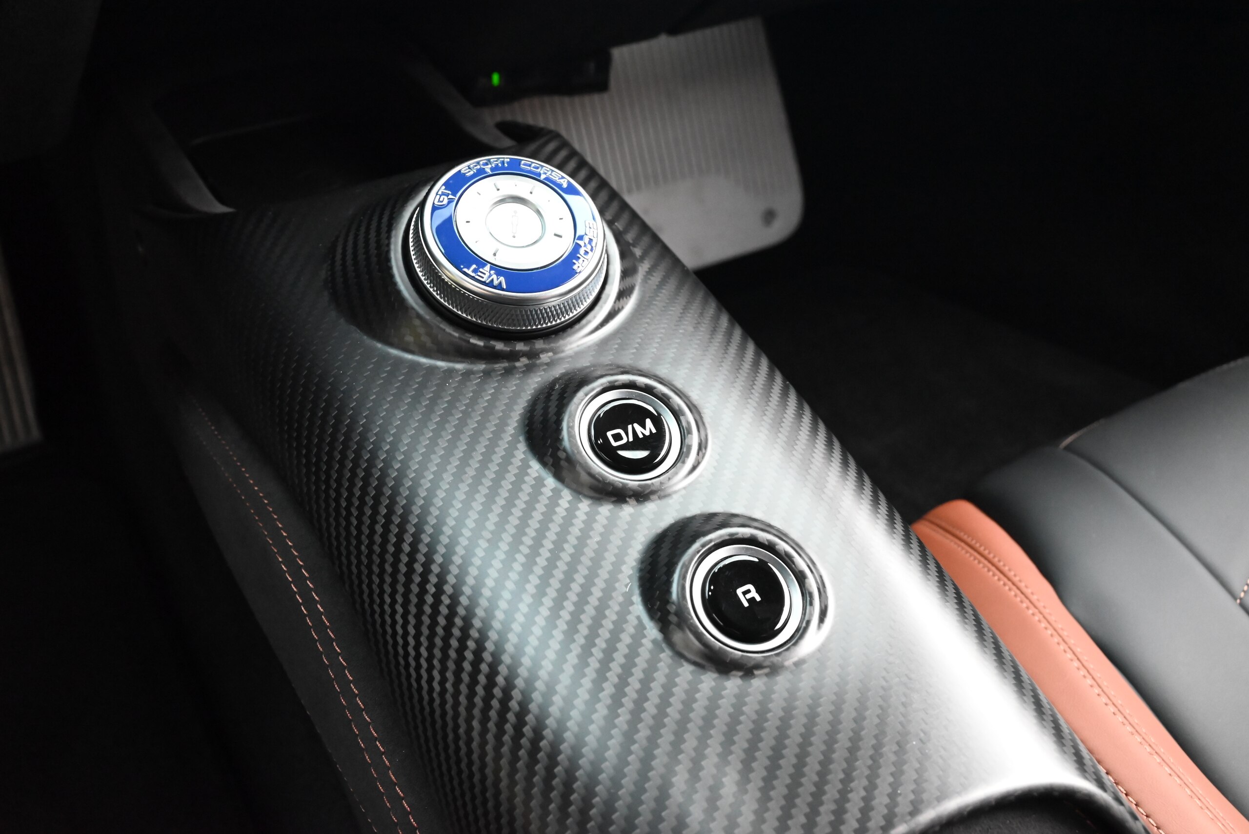2022 Maserati MC20 — Photo 14 / 23