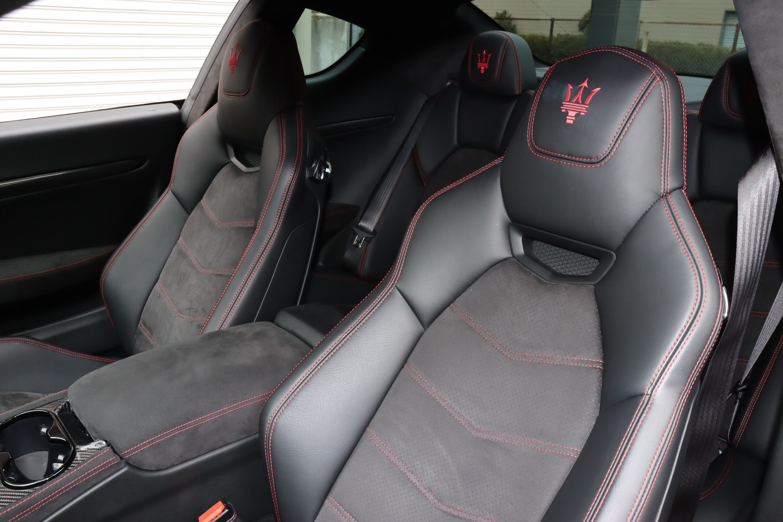 2018 Maserati GranTurismo MC — Photo 8 / 23