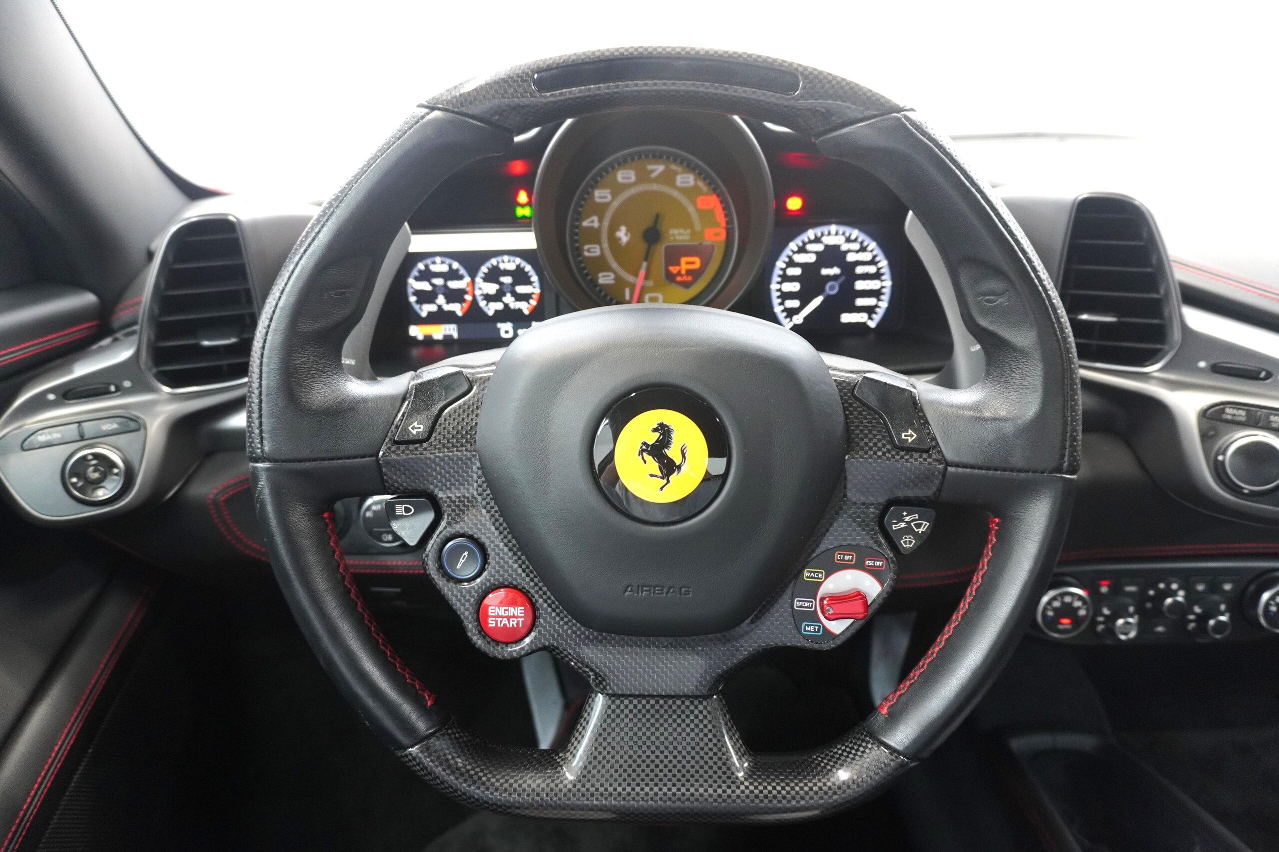 2013 Ferrari 458 Italia F1 DCT — Photo 9 / 22
