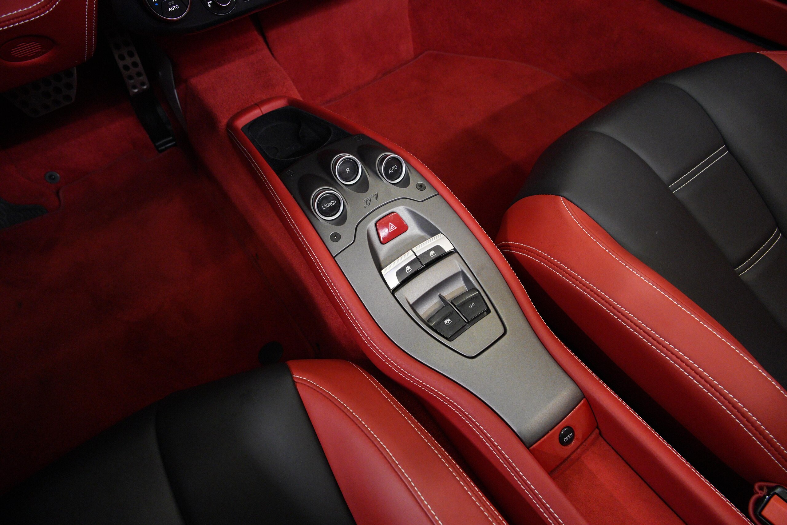 2013 Ferrari 458 Spider — Photo 9 / 34