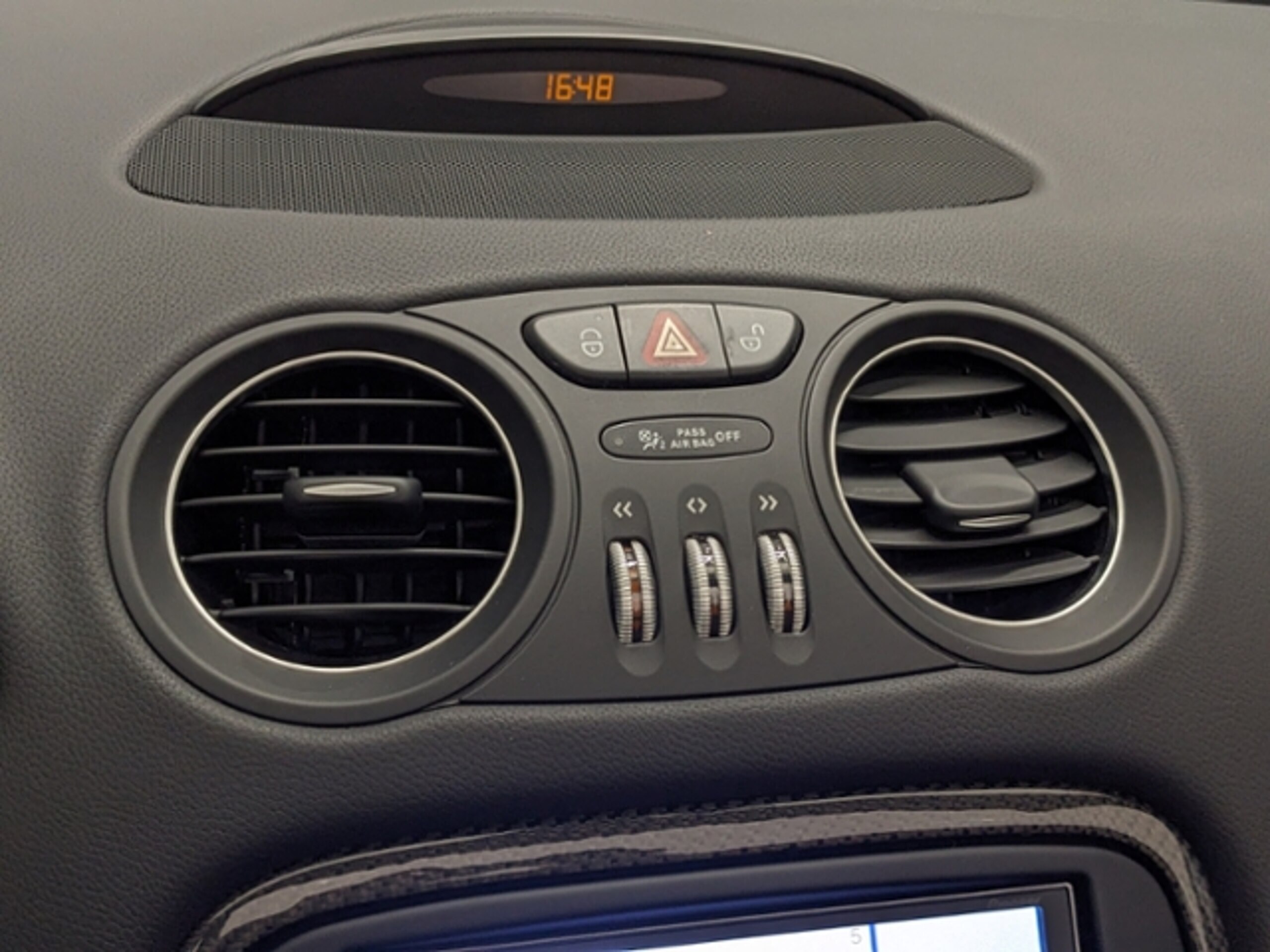 2007 Mercedes Benz SL55 AMG — Photo 13 / 25