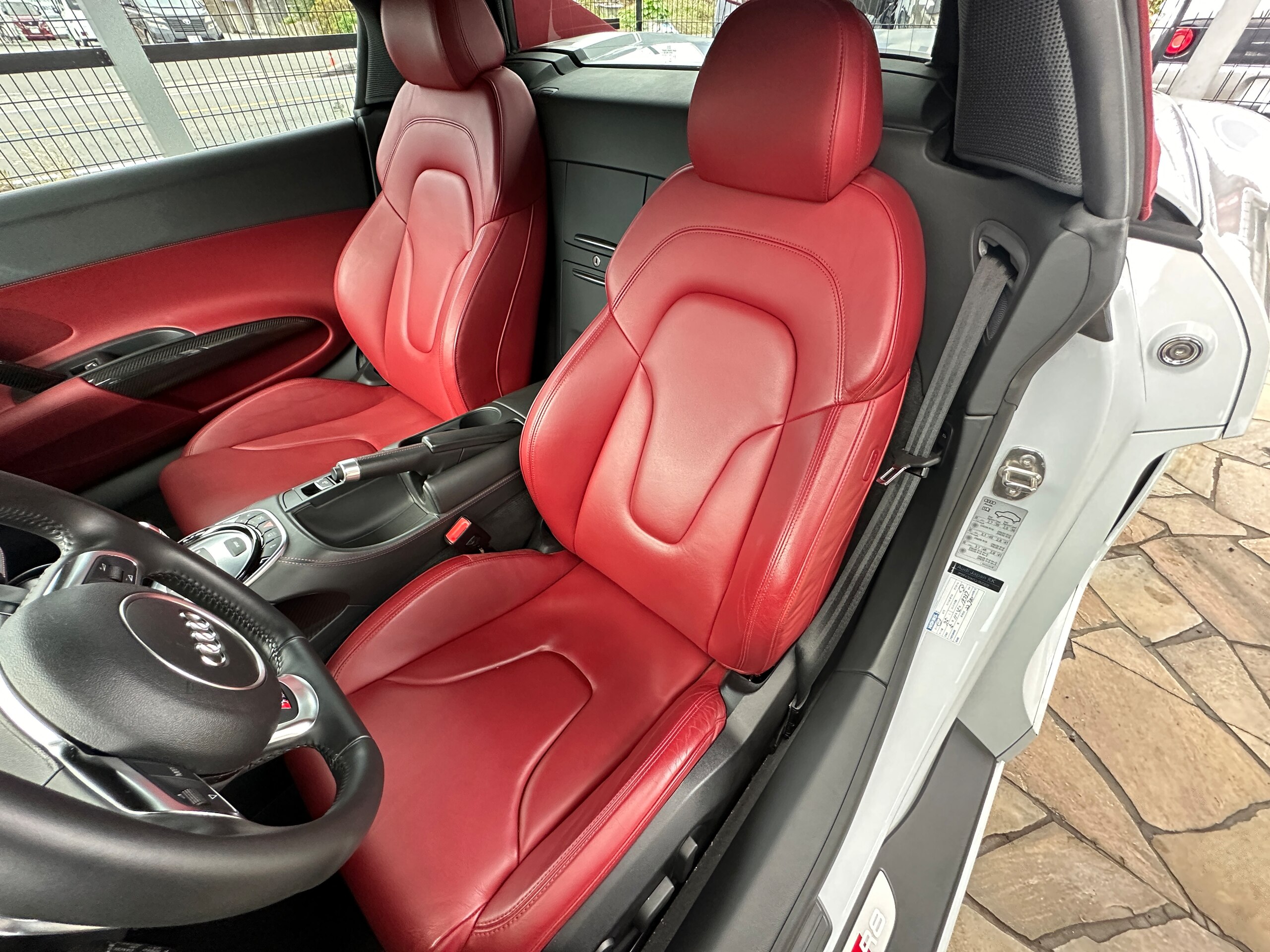 2013 Audi R8 5.2 FSI Quattro — Photo 9 / 23