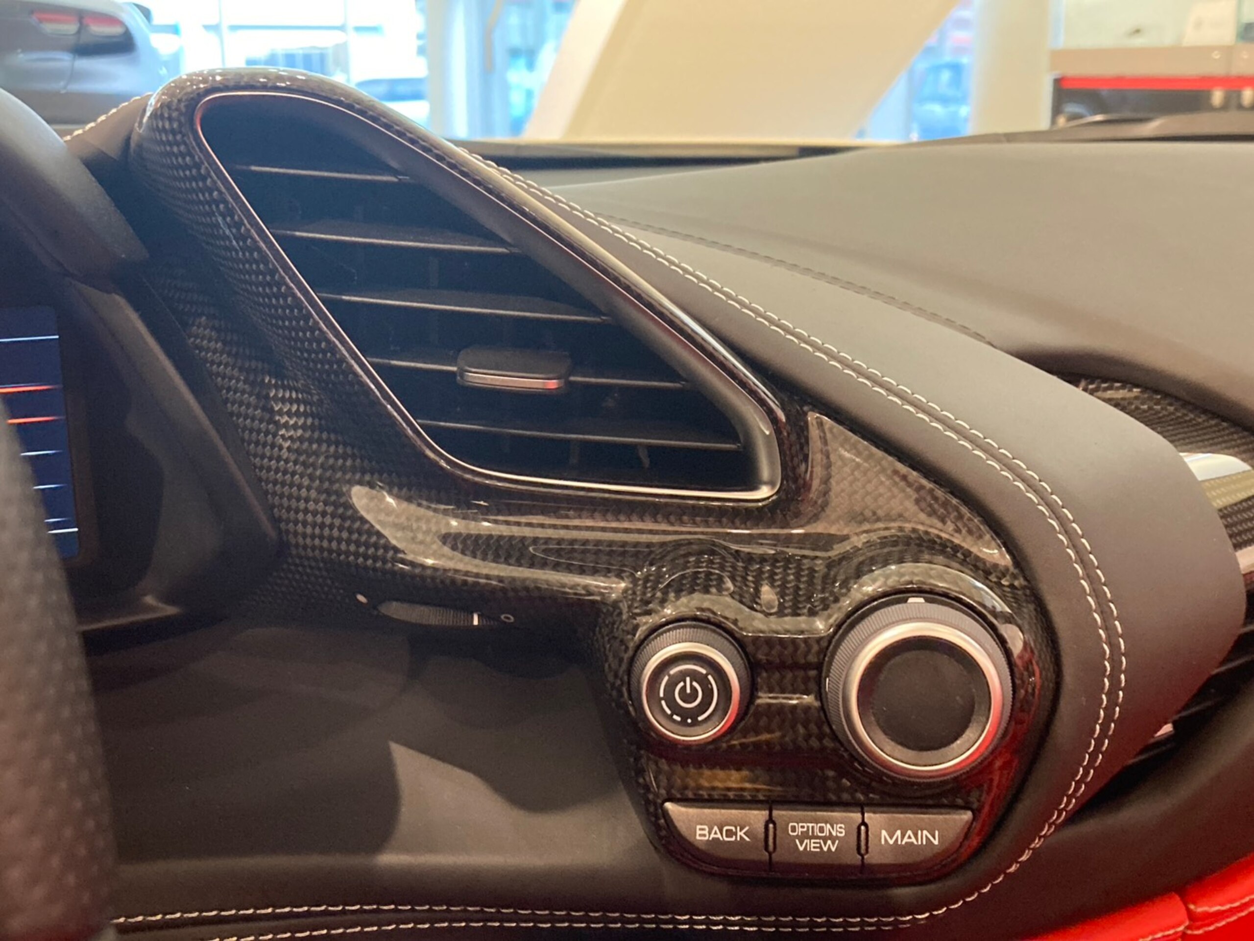 2016 Ferrari 488 Spider — Photo 21 / 35