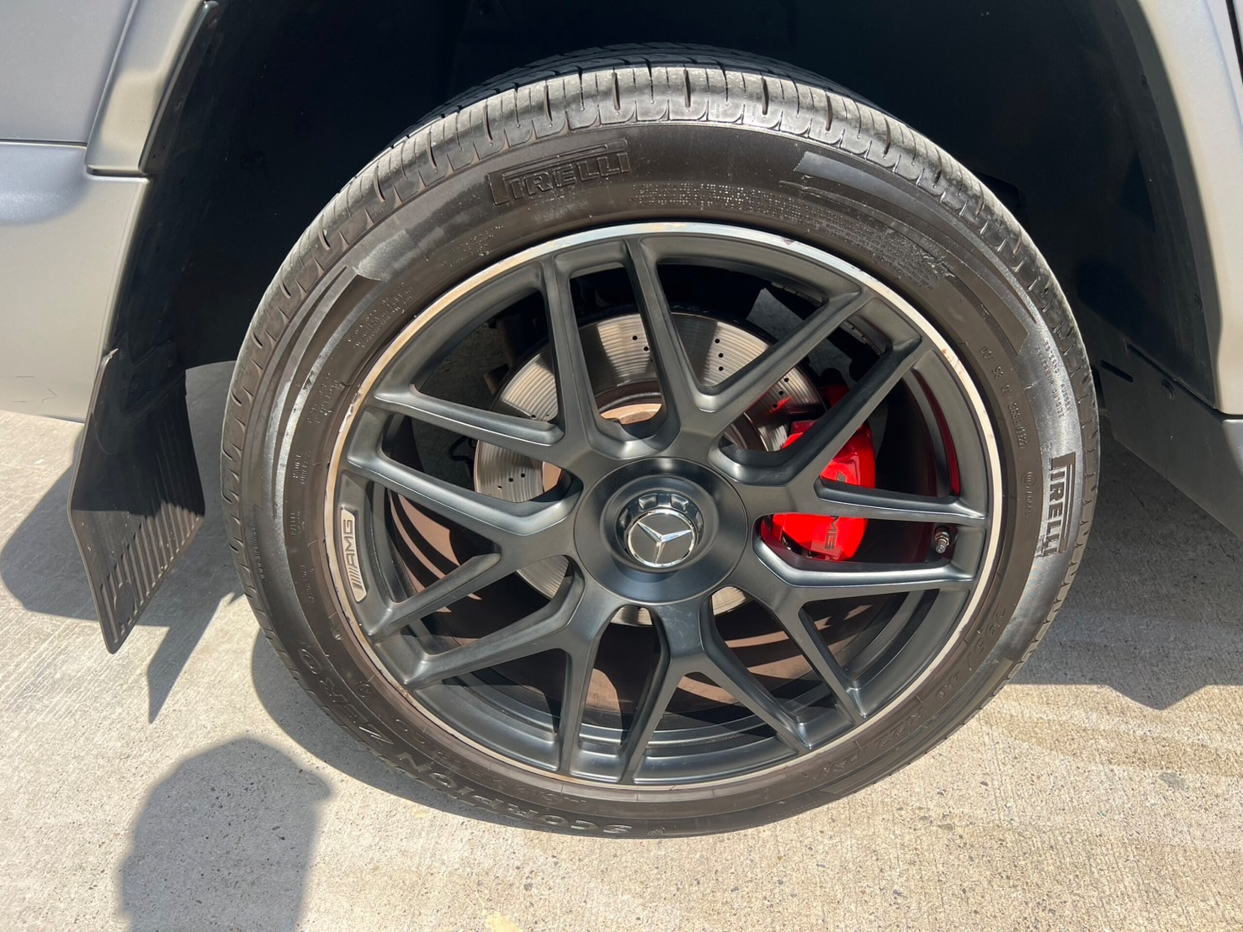 2019 Mercedes Benz G63 AMG — Photo 20 / 21