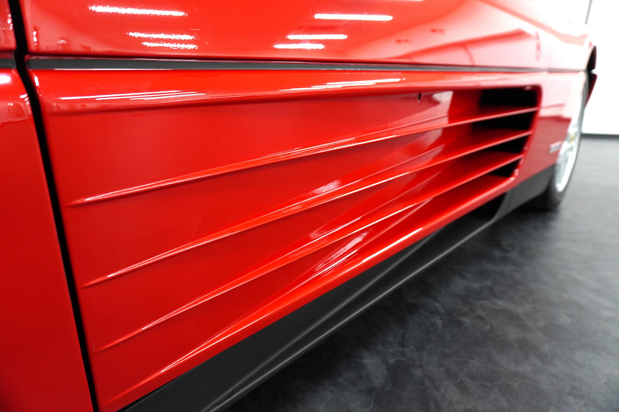 1992 Ferrari 348 TB — Photo 13 / 19