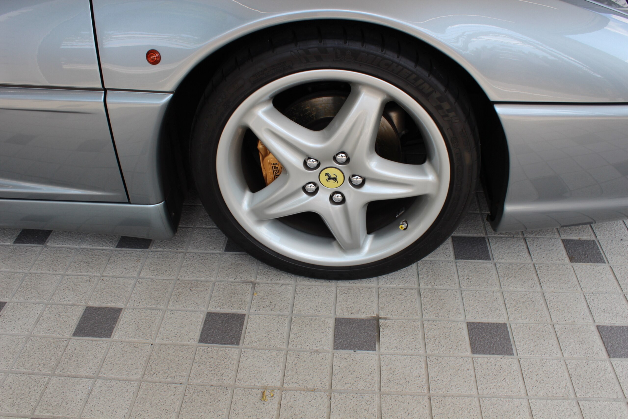 1998 Ferrari F355 Berlinetta — Photo 10 / 13