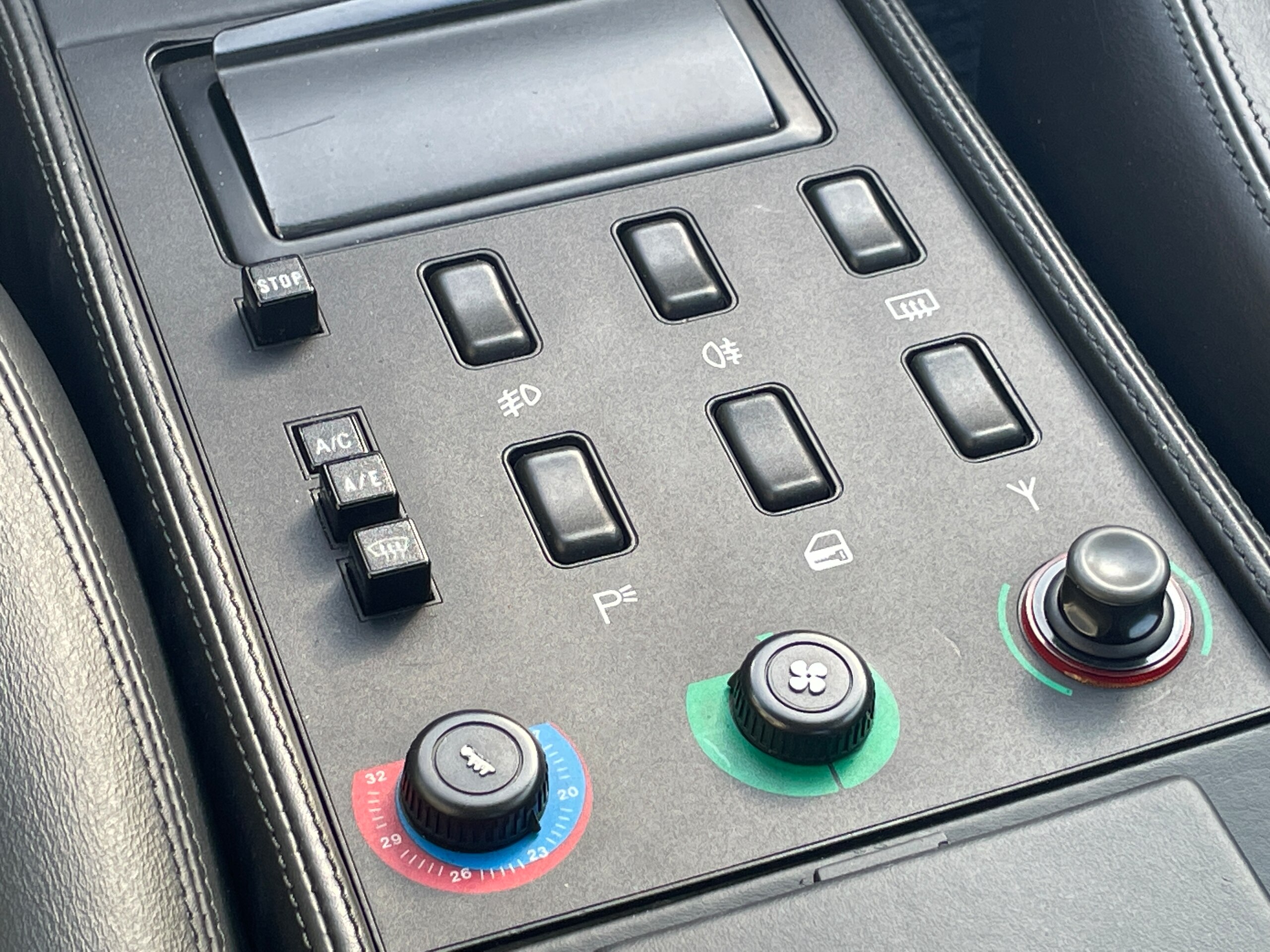 1994 Ferrari Mondial t — Photo 12 / 17