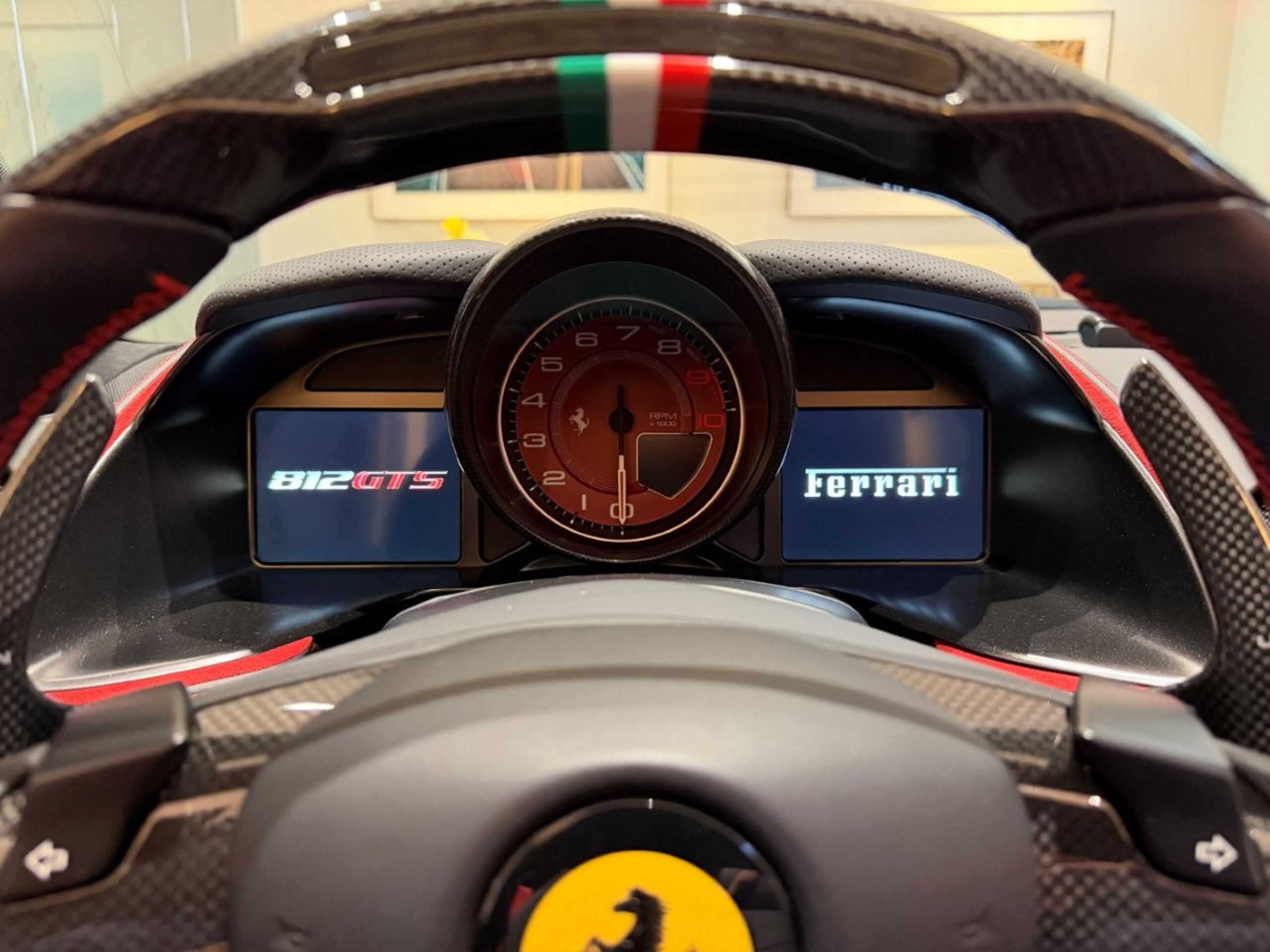 2021 Ferrari 812GTS — Photo 10 / 22