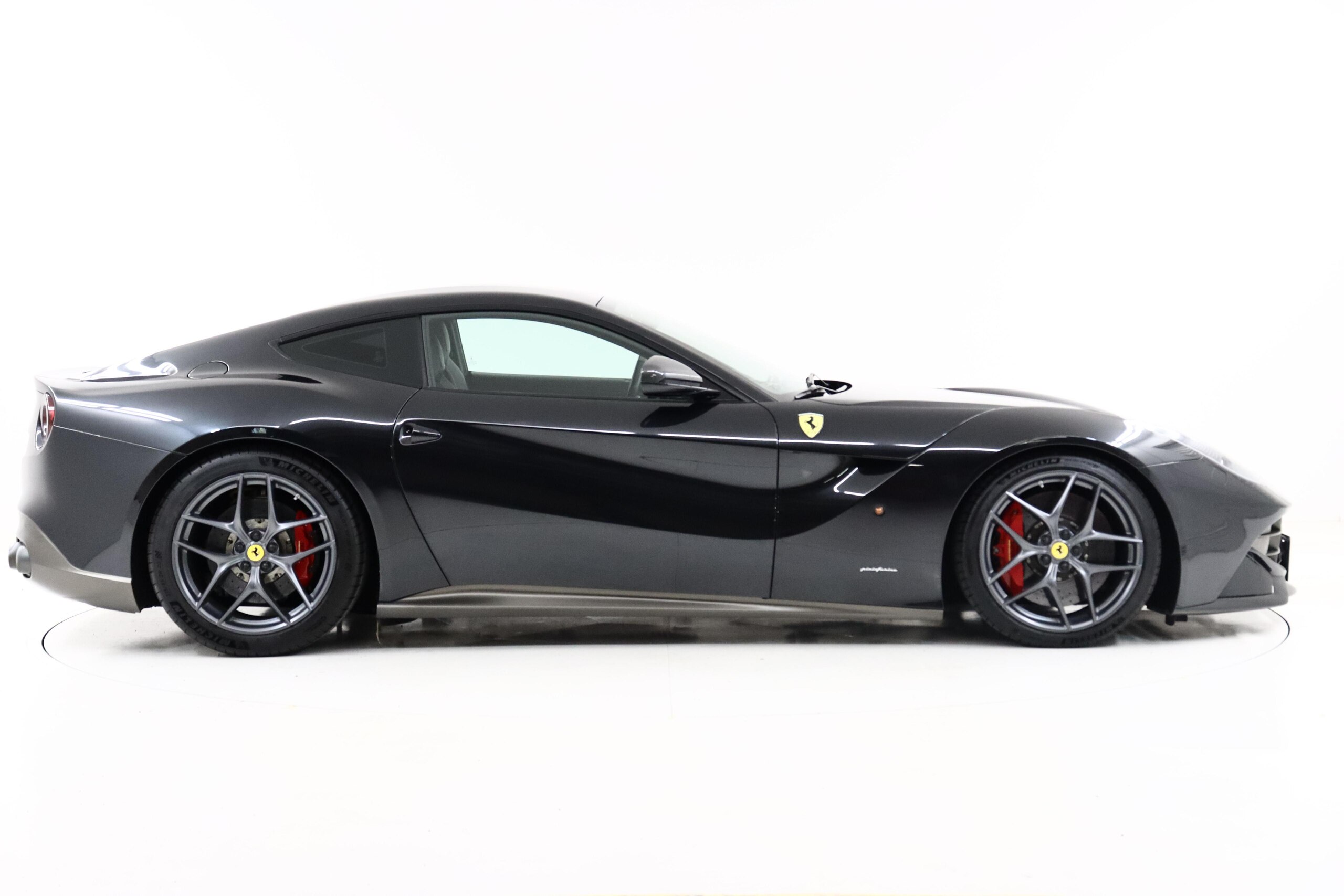2012 Ferrari F12 Berlinetta — Photo 6 / 16