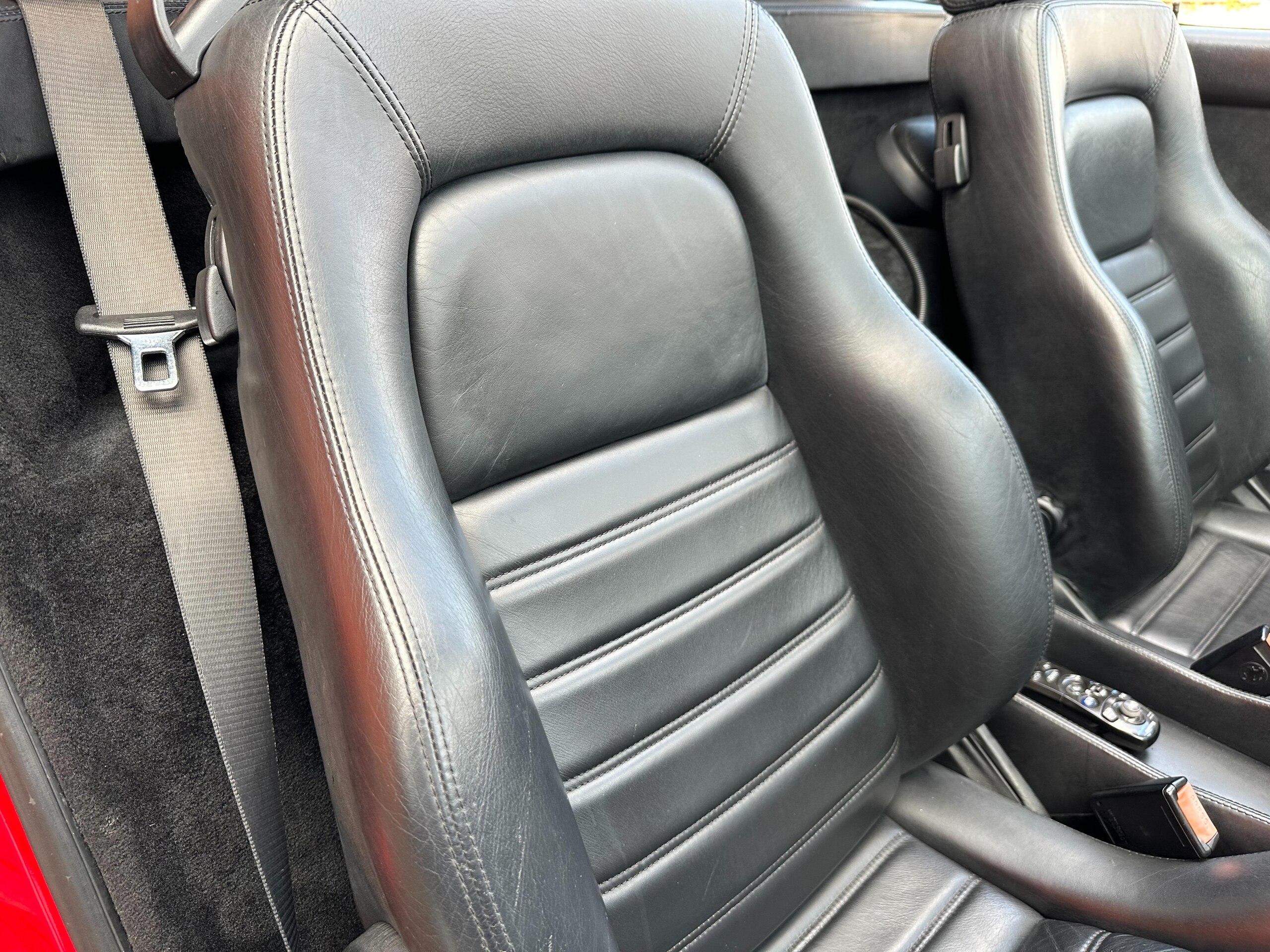1995 Ferrari F355 GTS — Photo 32 / 44
