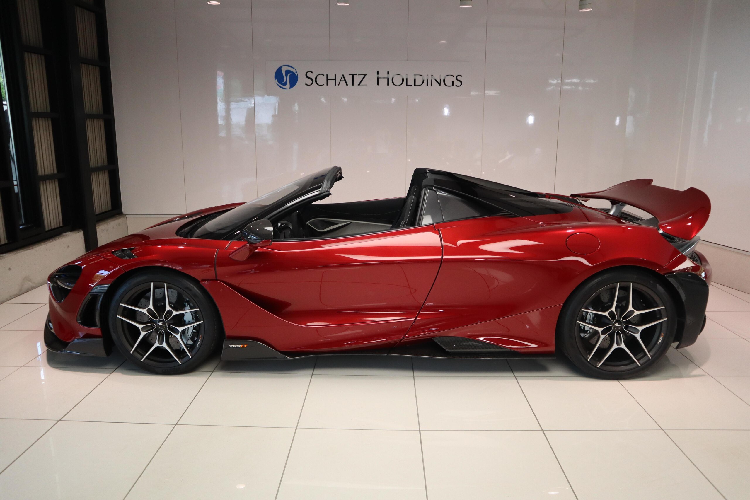 2023 McLaren 765LT Spider — Photo 32 / 49