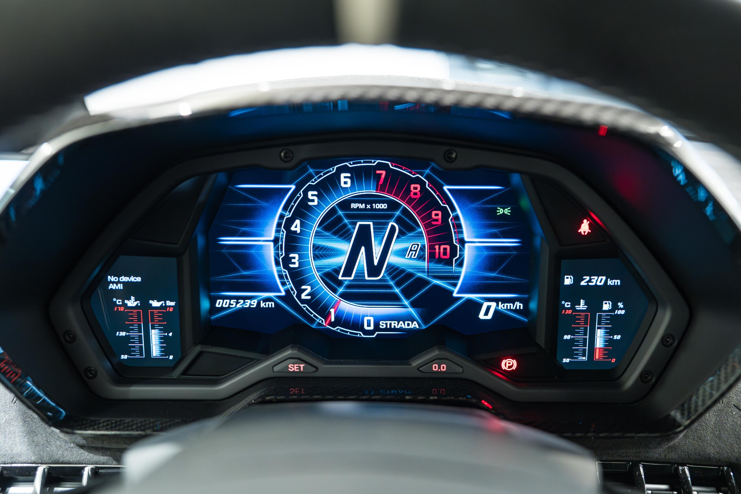 2022 Lamborghini Aventador Roadster LP780-4 Ultimae — Photo 15 / 27