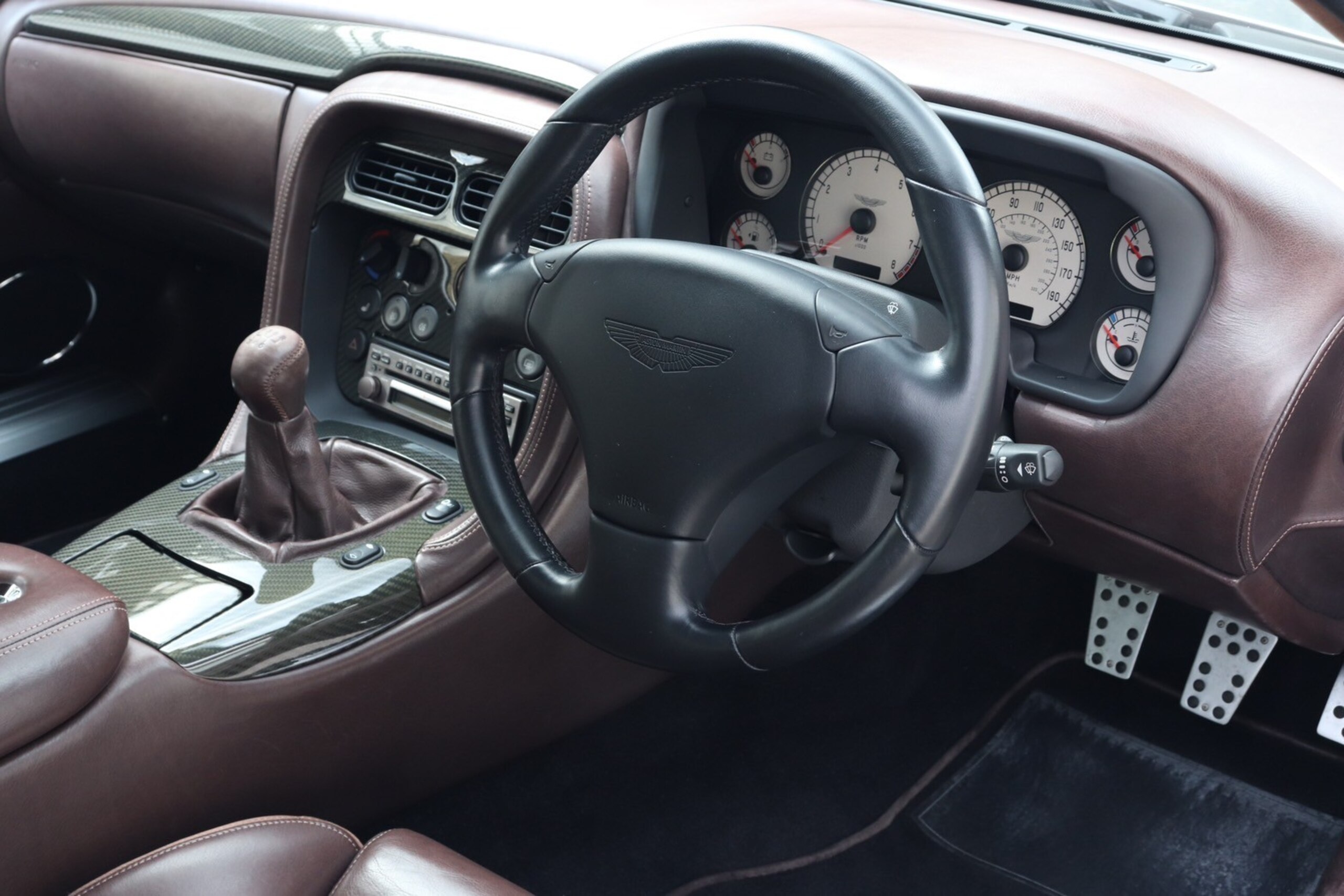 2004 Aston Martin DB7 Zagato — Photo 10 / 27