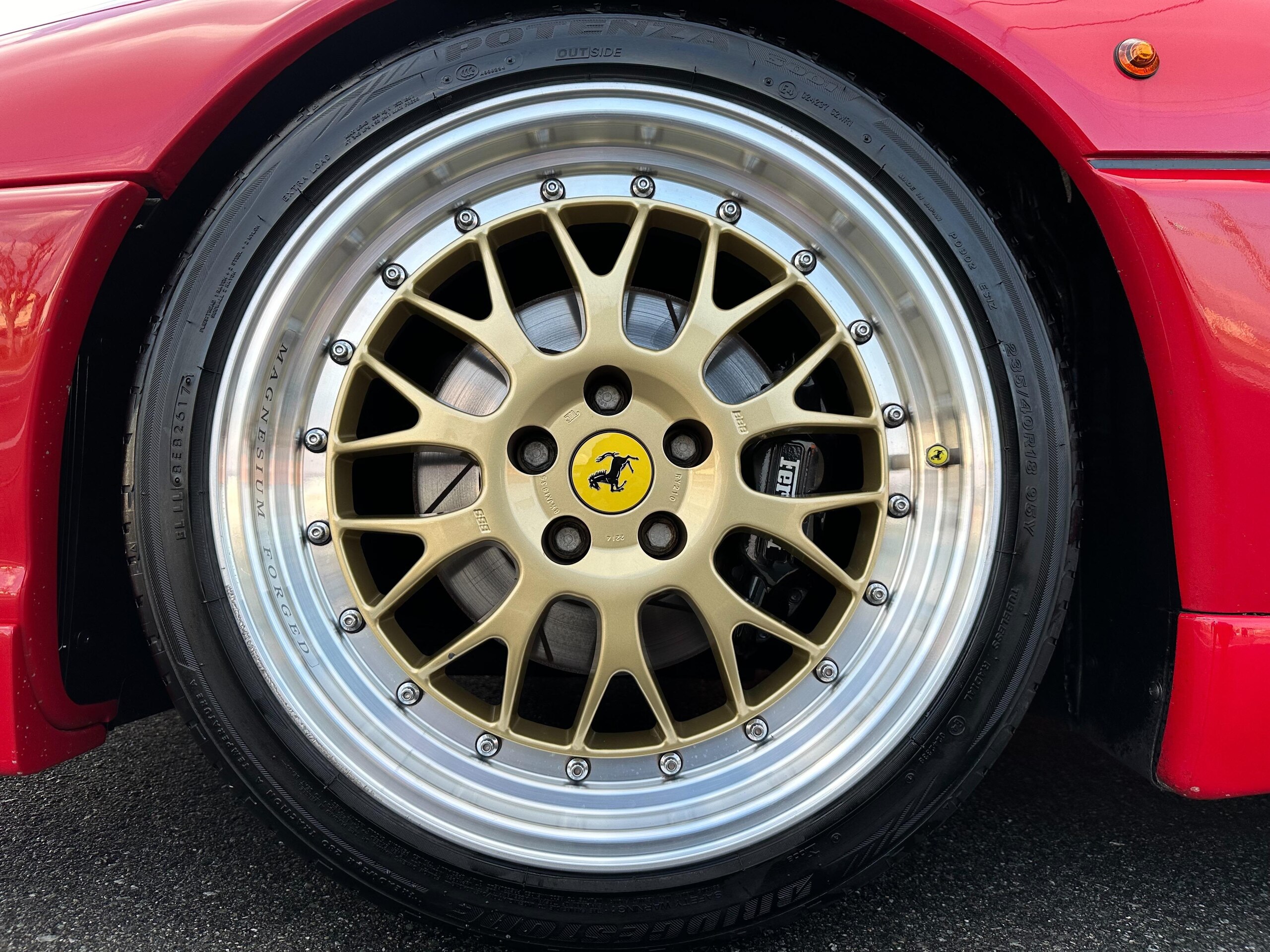 1995 Ferrari F355 GTS — Photo 39 / 44