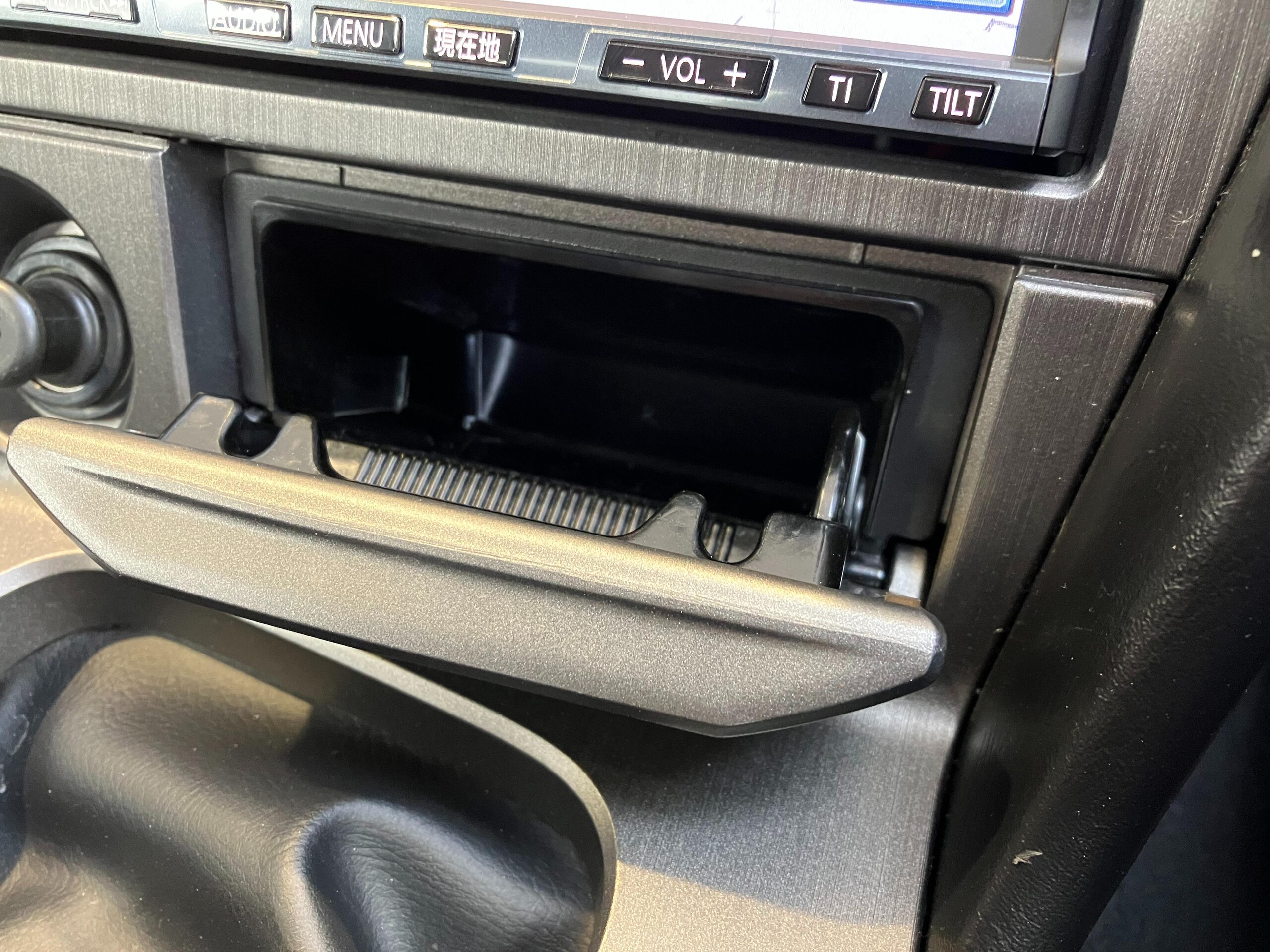 2002 Other Nissan — Photo 17 / 26