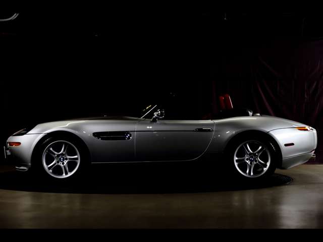 2000 BMW Z8 — Photo 12 / 19