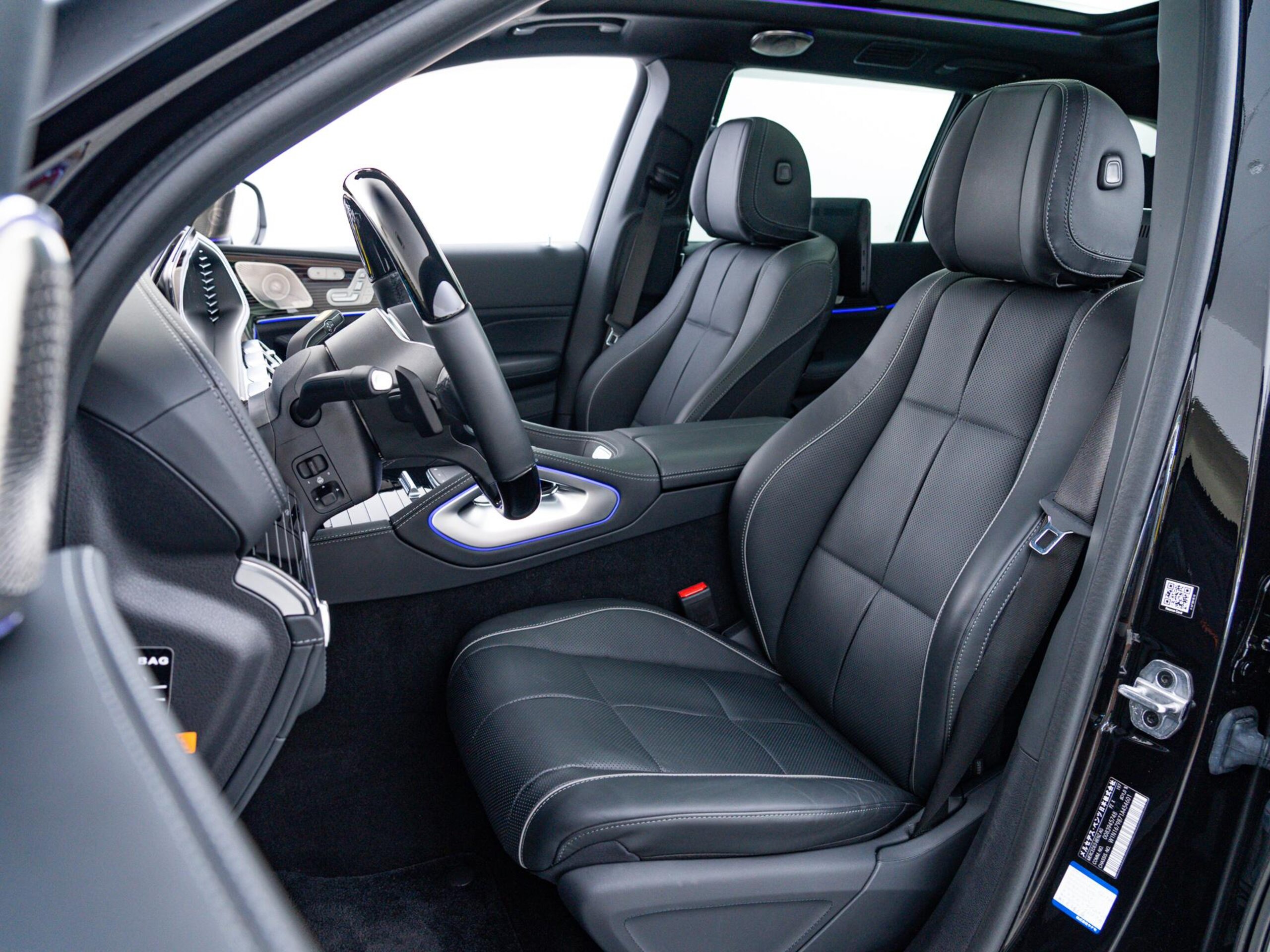 2021 Mercedes Benz Maybach GLS 600 4Matic — Photo 7 / 18