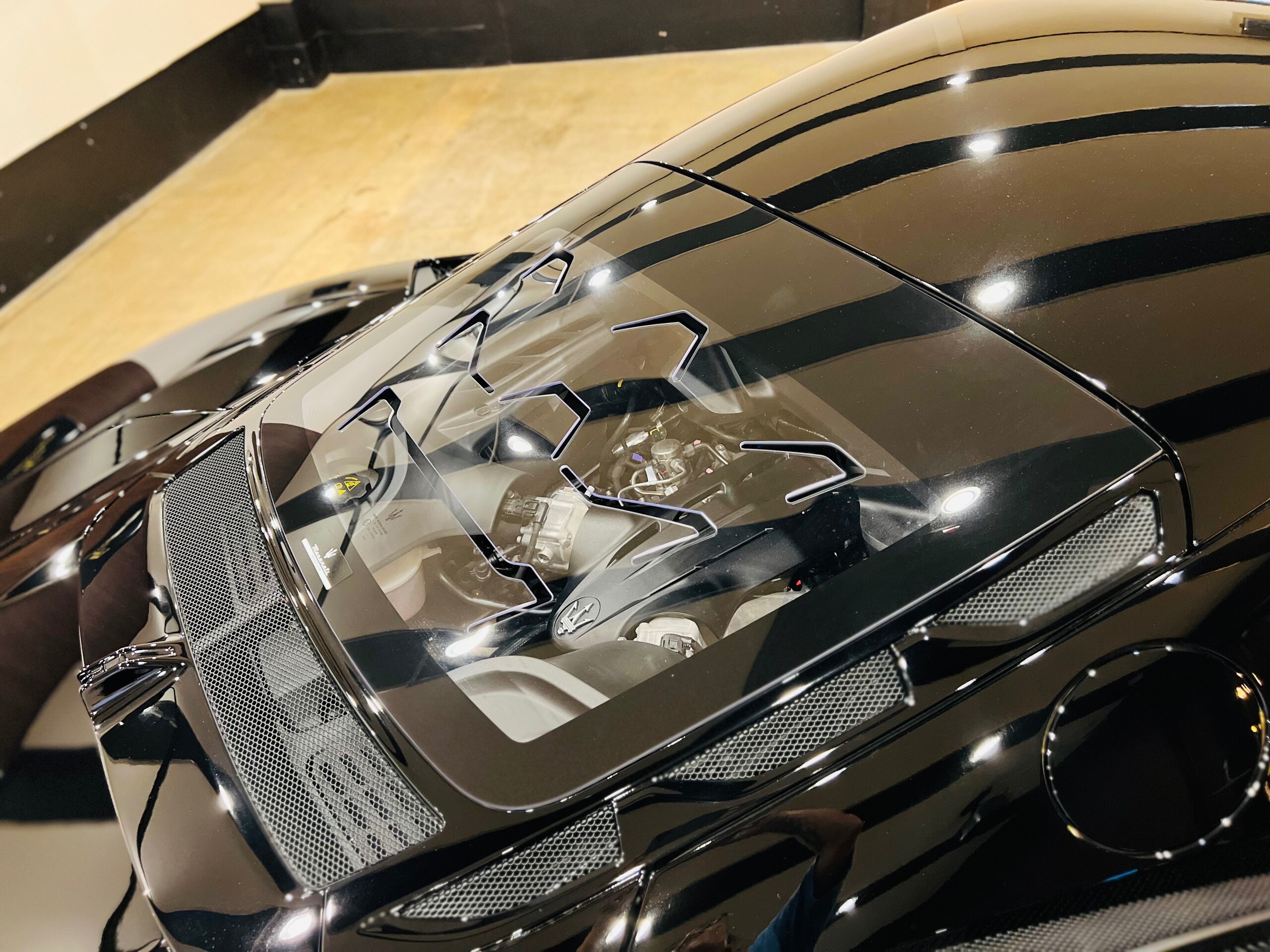 2022 Maserati MC20 — Photo 19 / 21