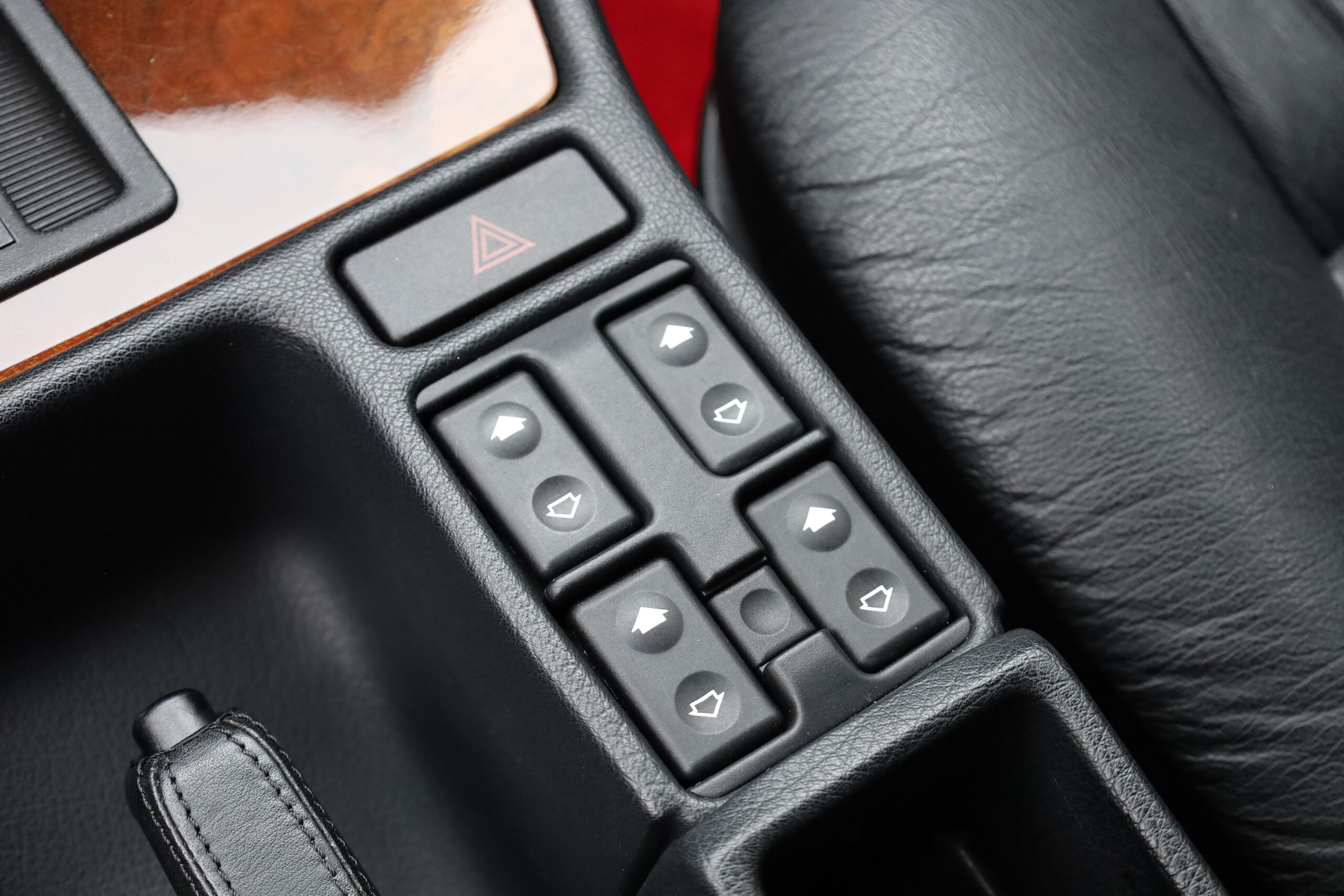 1994 BMW Alpina B10 3.0 — Photo 13 / 32