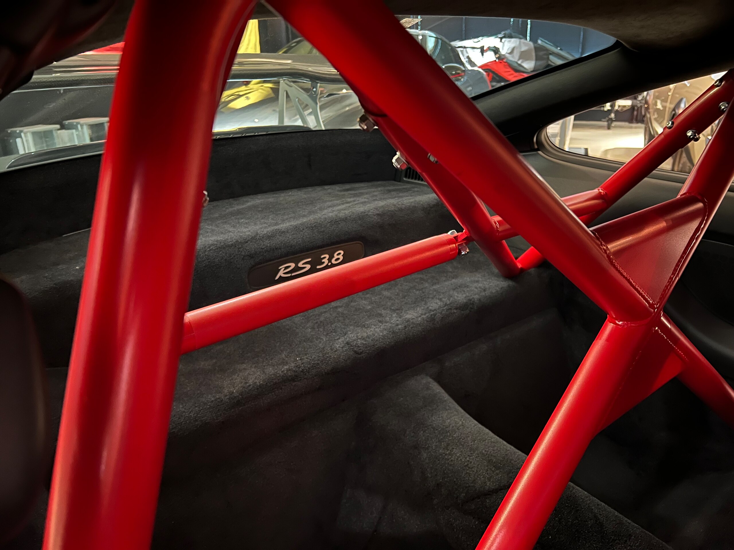 2010 Porsche 911 GT3 RS — Photo 9 / 35