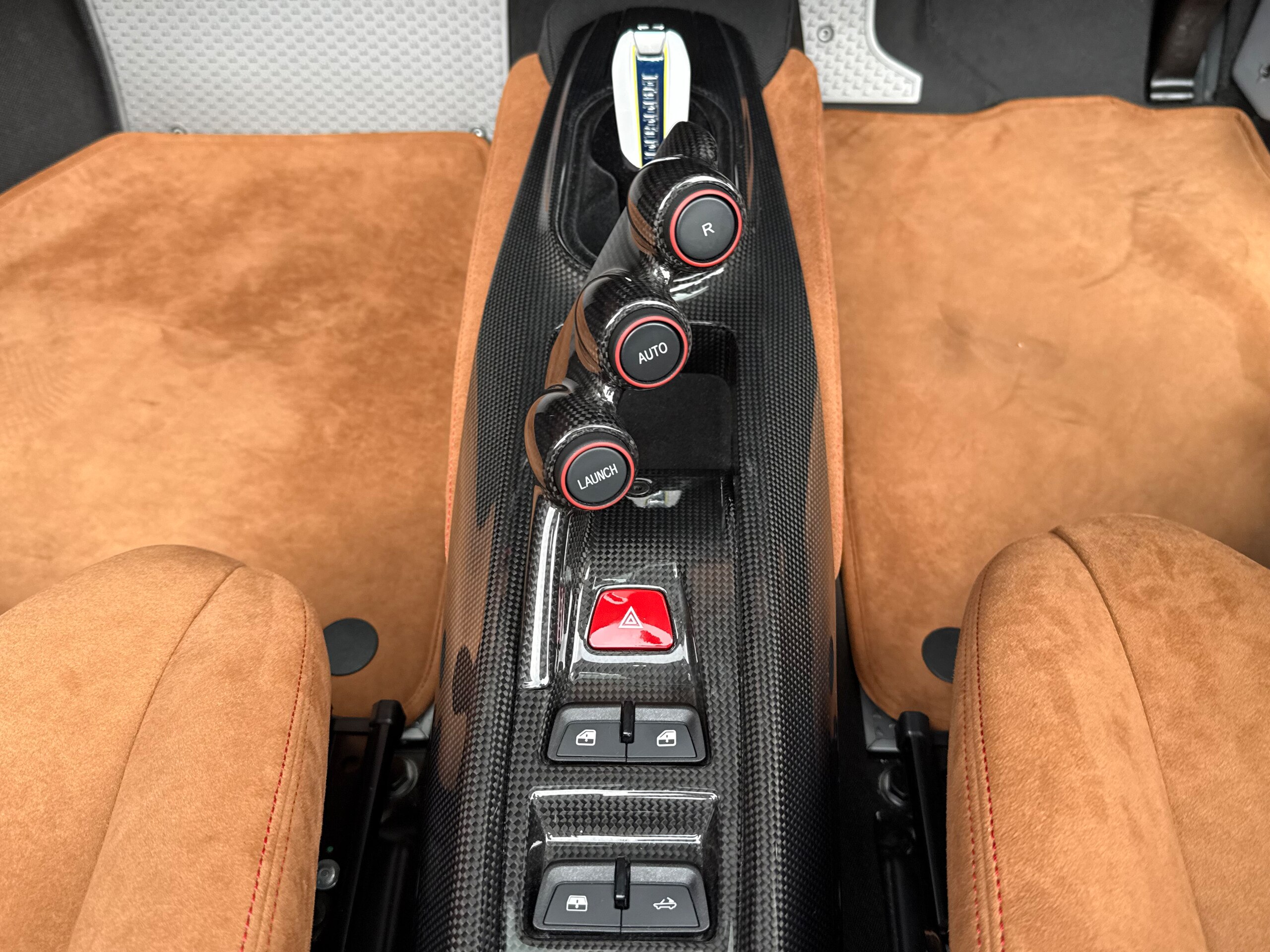 2020 Ferrari 488 Pista Spider — Photo 8 / 40