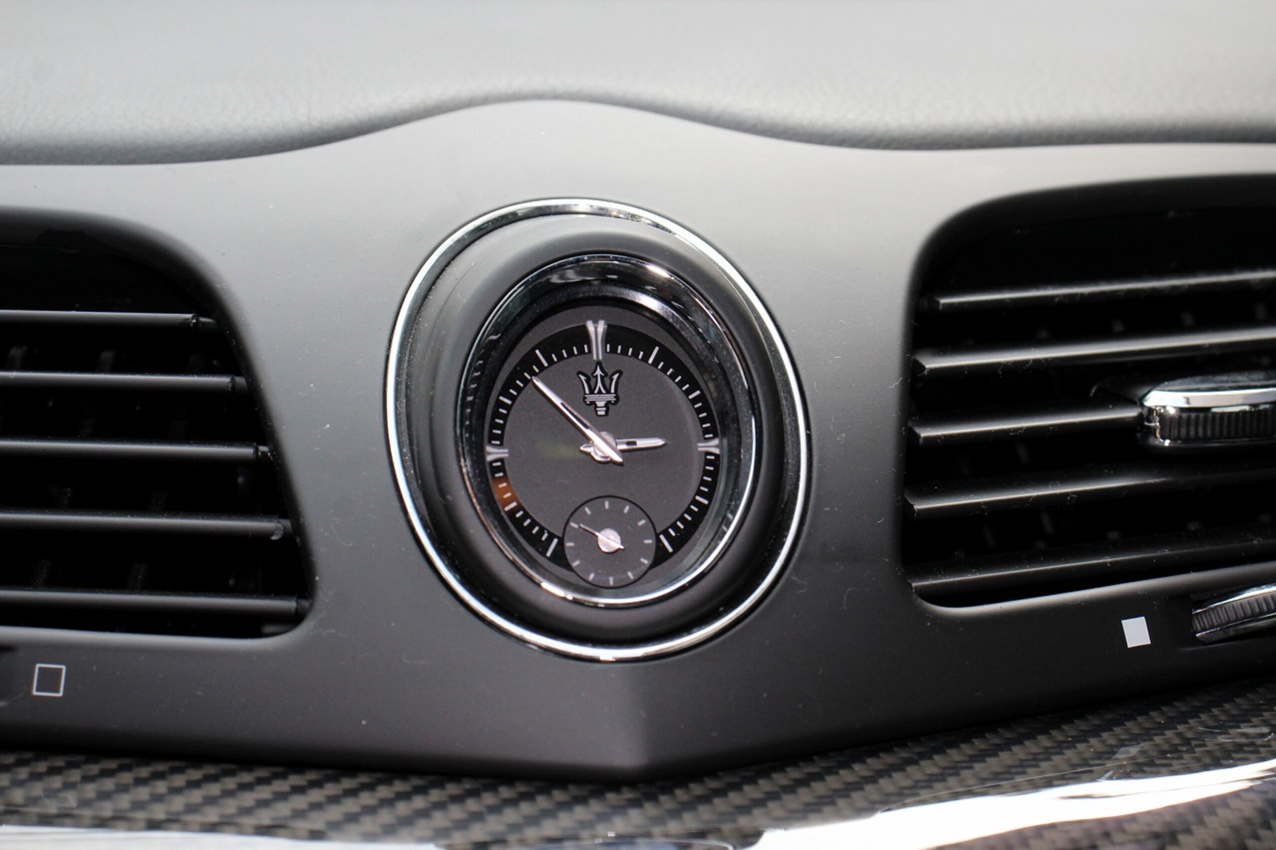 2021 Maserati GranCabrio MC — Photo 18 / 25