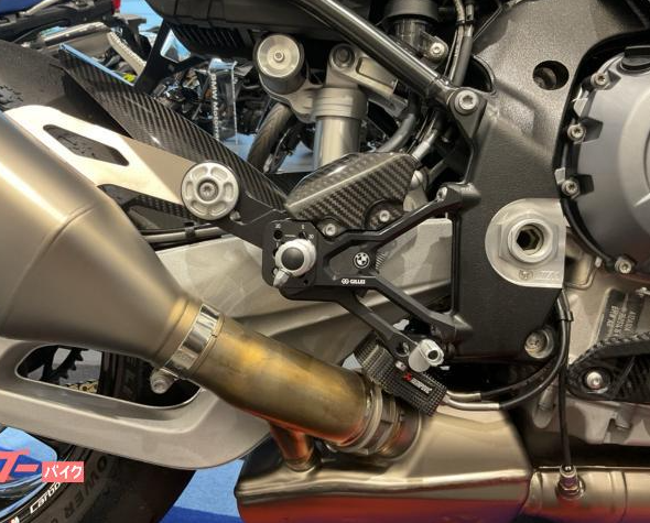 2023 BMW M1000RR — Photo 18 / 18
