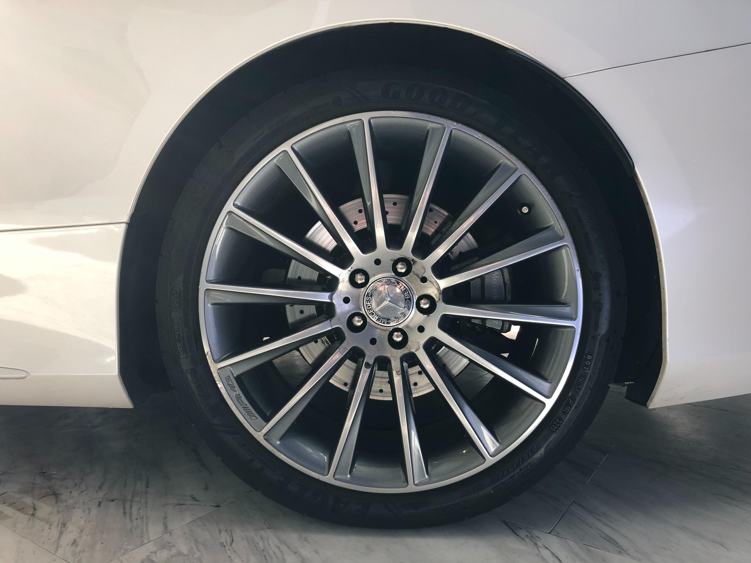 2016 Mercedes Benz S550 4Matic AMG Line — Photo 20 / 21