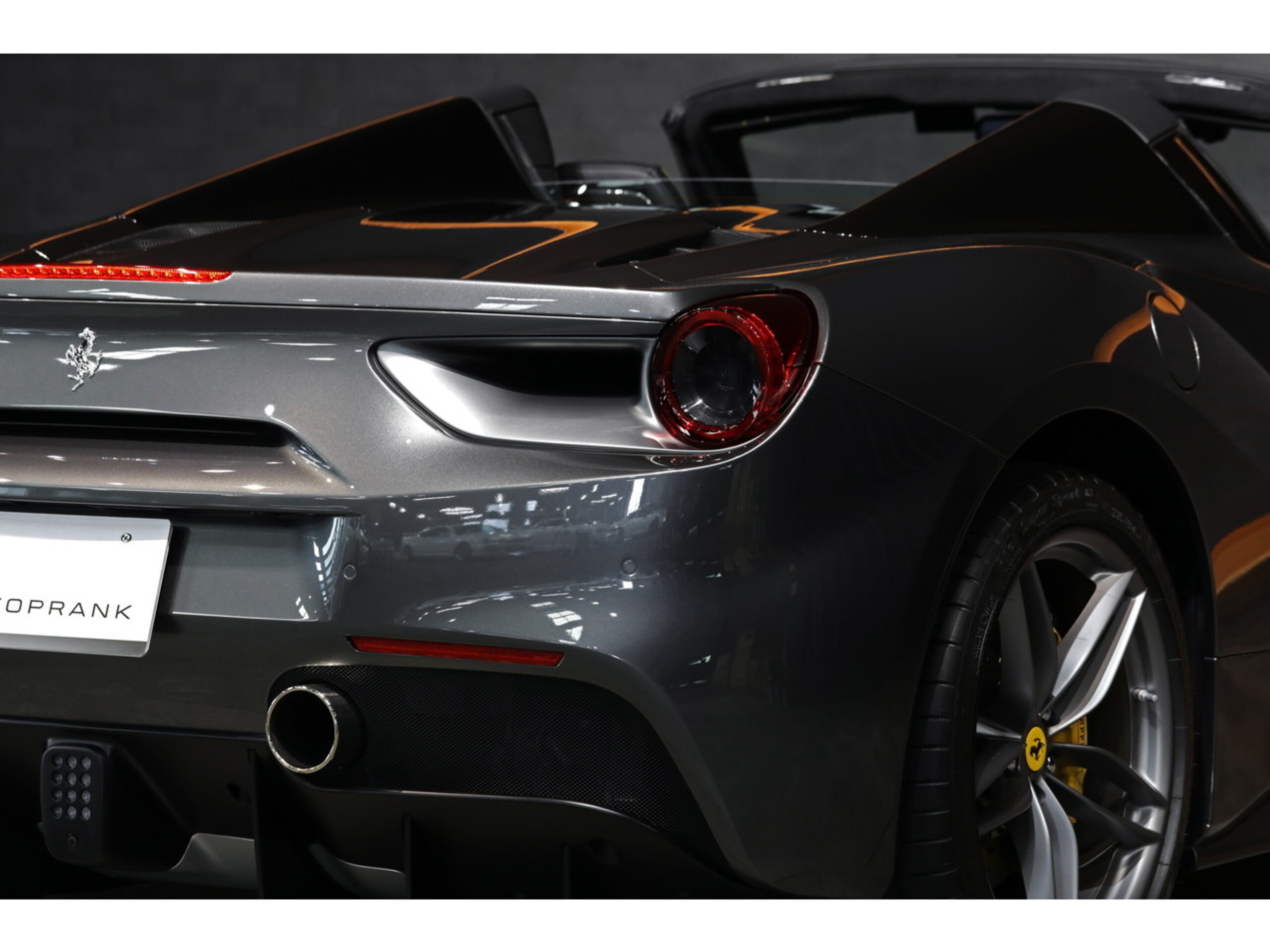 2018 Ferrari 488 Spider — Photo 34 / 65