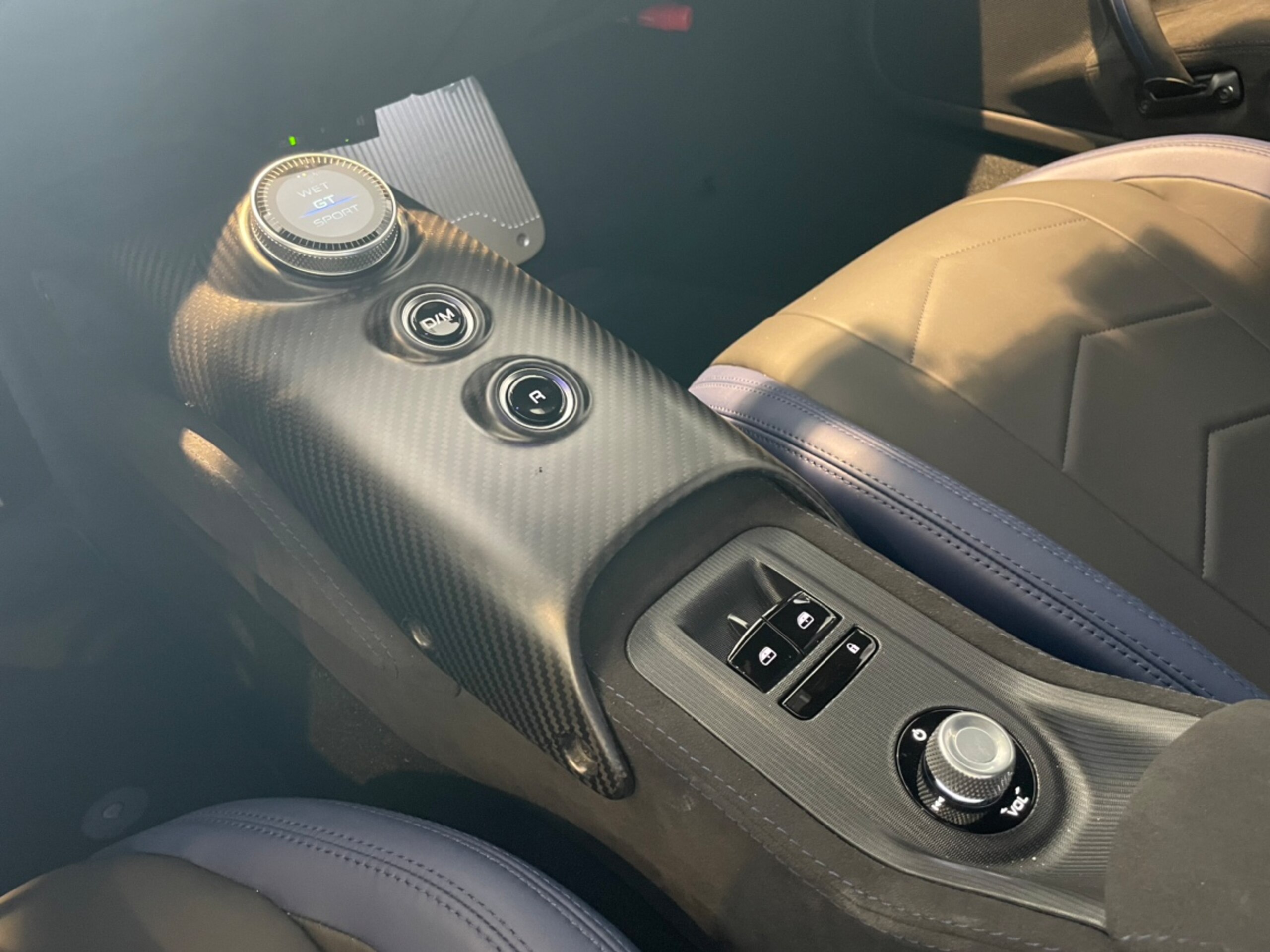 2023 Maserati MC20 — Photo 11 / 14