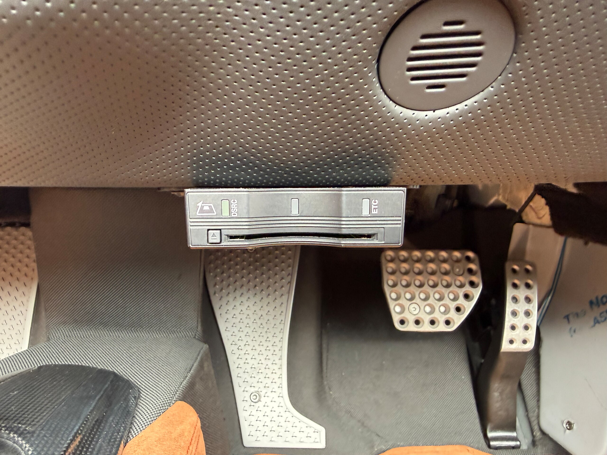 2020 Ferrari 488 Pista Spider — Photo 37 / 40