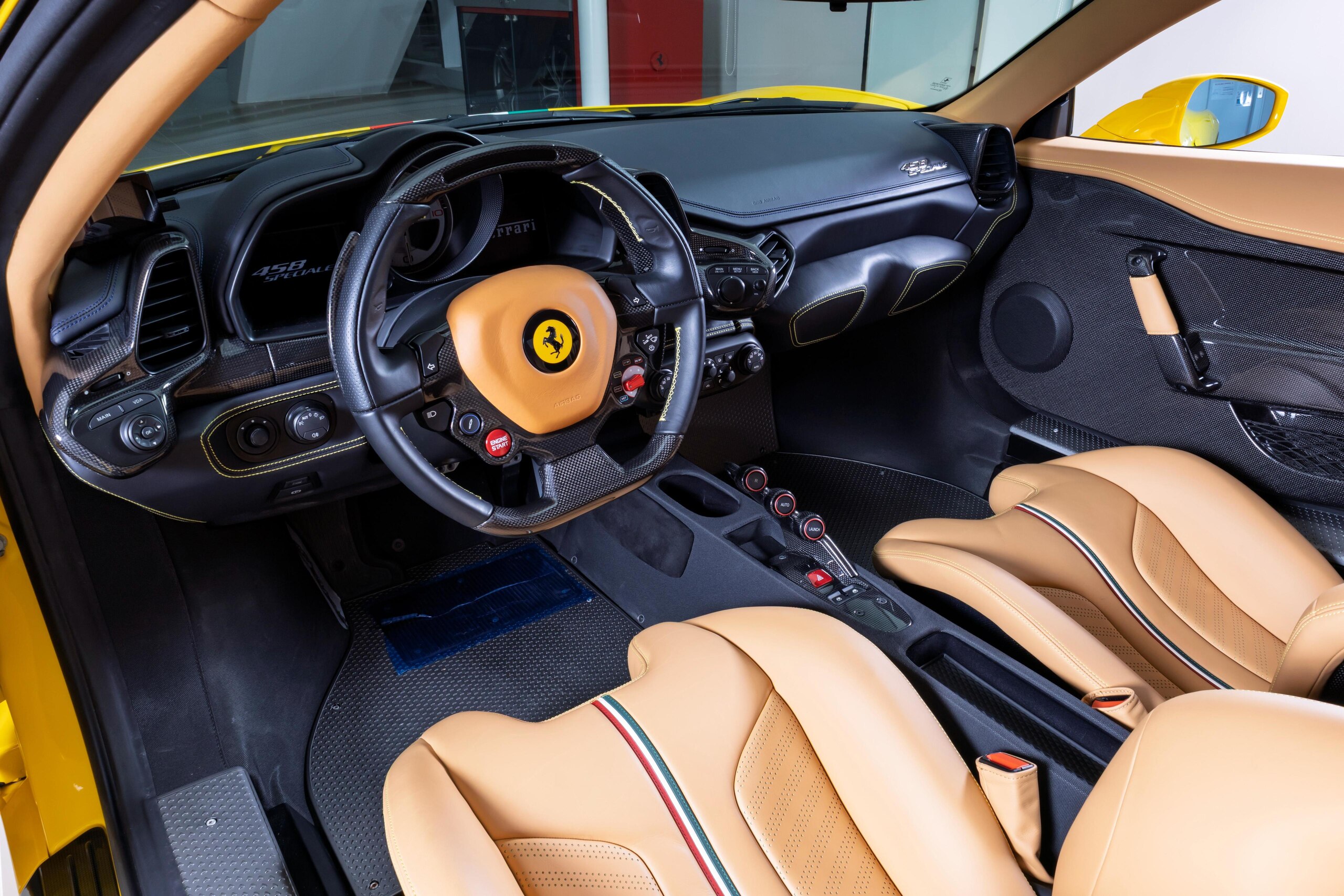 2015 Ferrari 458 Speciale — Photo 8 / 24