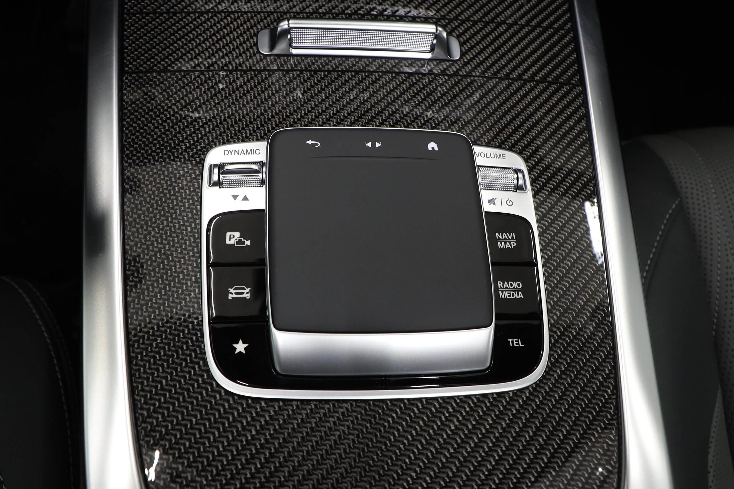 2024 Mercedes Benz G63 AMG — Photo 19 / 28
