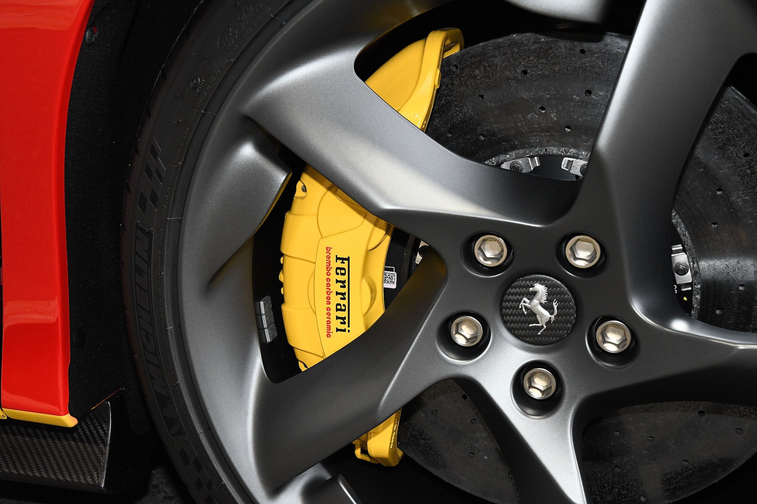 2026 Ferrari SF90 XX Stradale Tailor Made — Photo 29 / 63