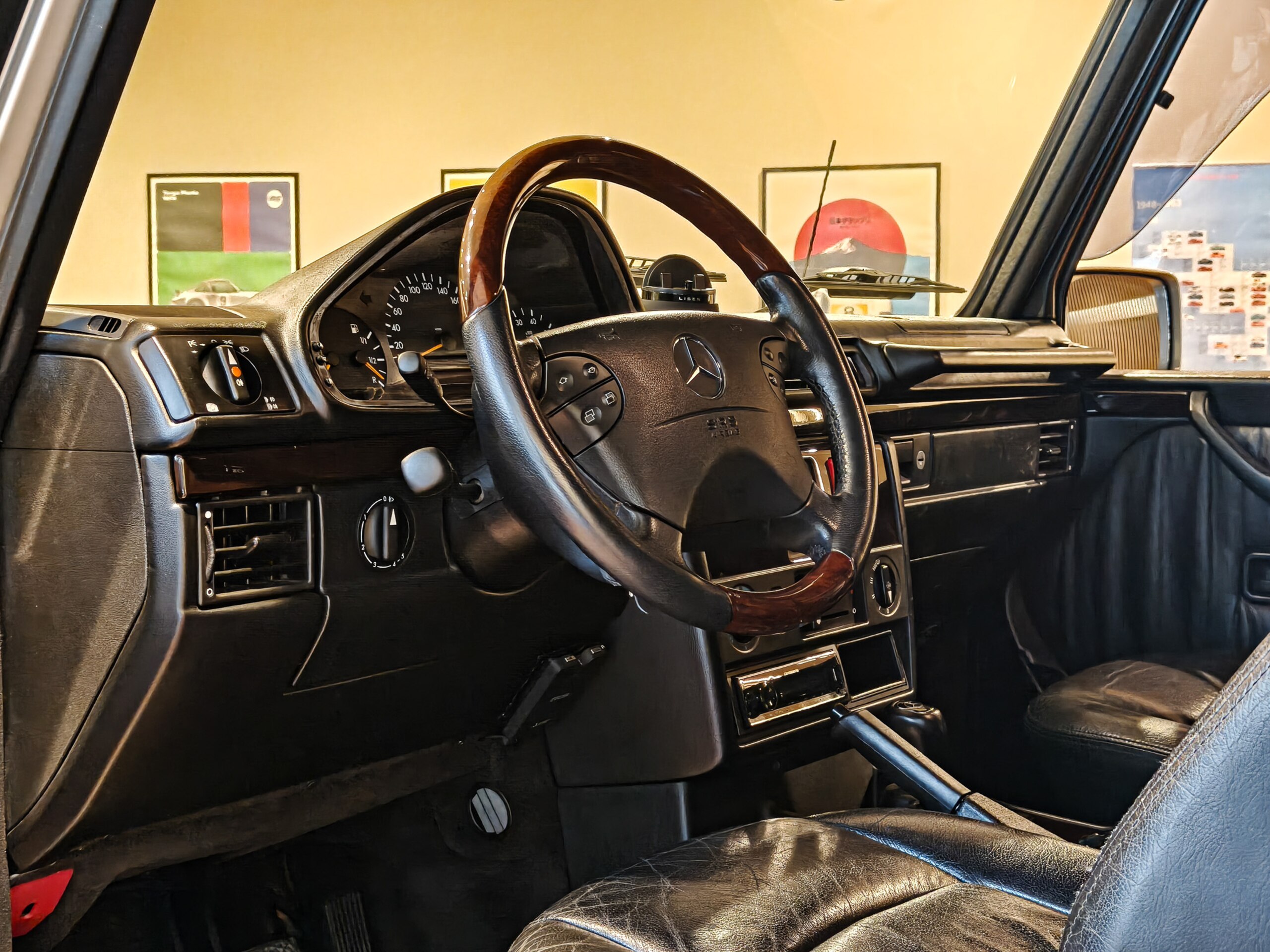 1999 Mercedes Benz G320 — Photo 7 / 21