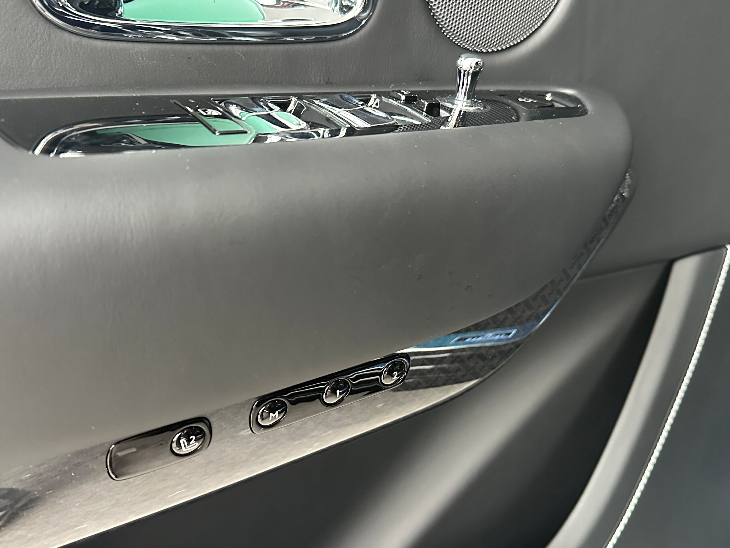 2025 Rolls-Royce Cullinan — Photo 12 / 22