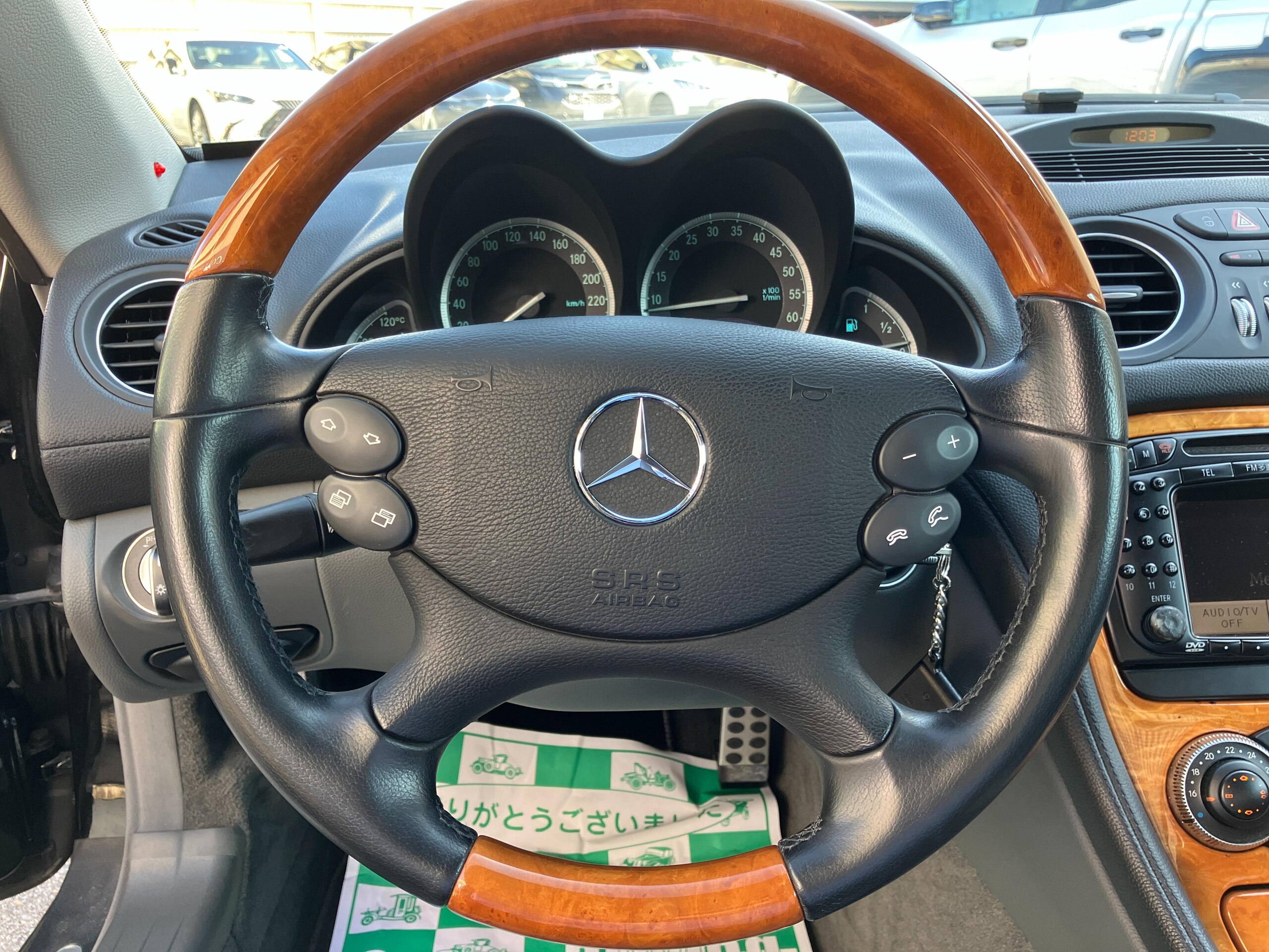 2003 Mercedes Benz SL350 — Photo 6 / 12