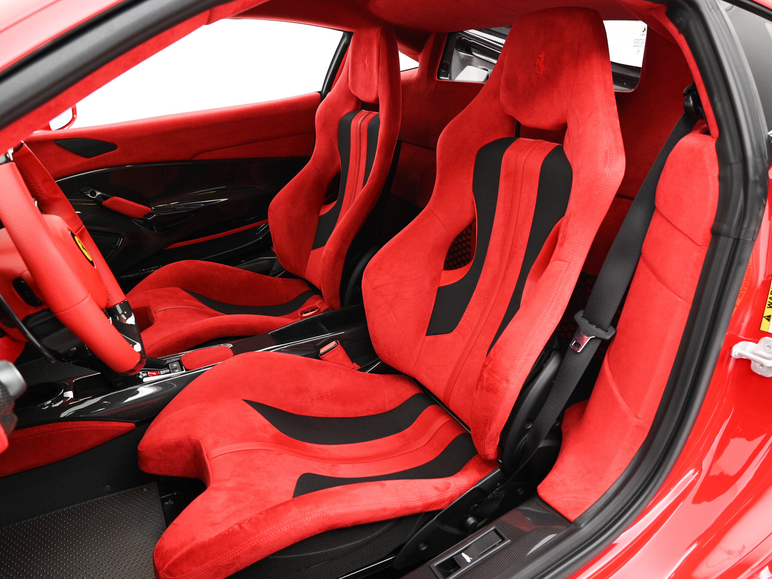 2019 Ferrari 488 Pista — Photo 8 / 19