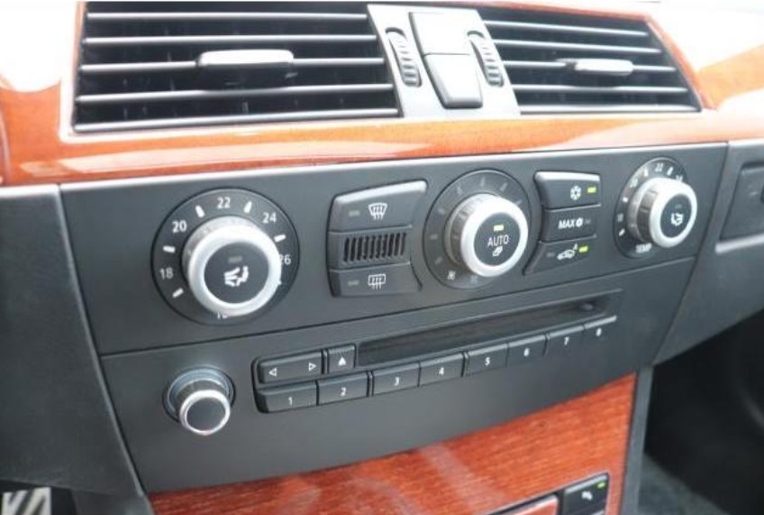 2006 BMW M5 — Photo 14 / 15