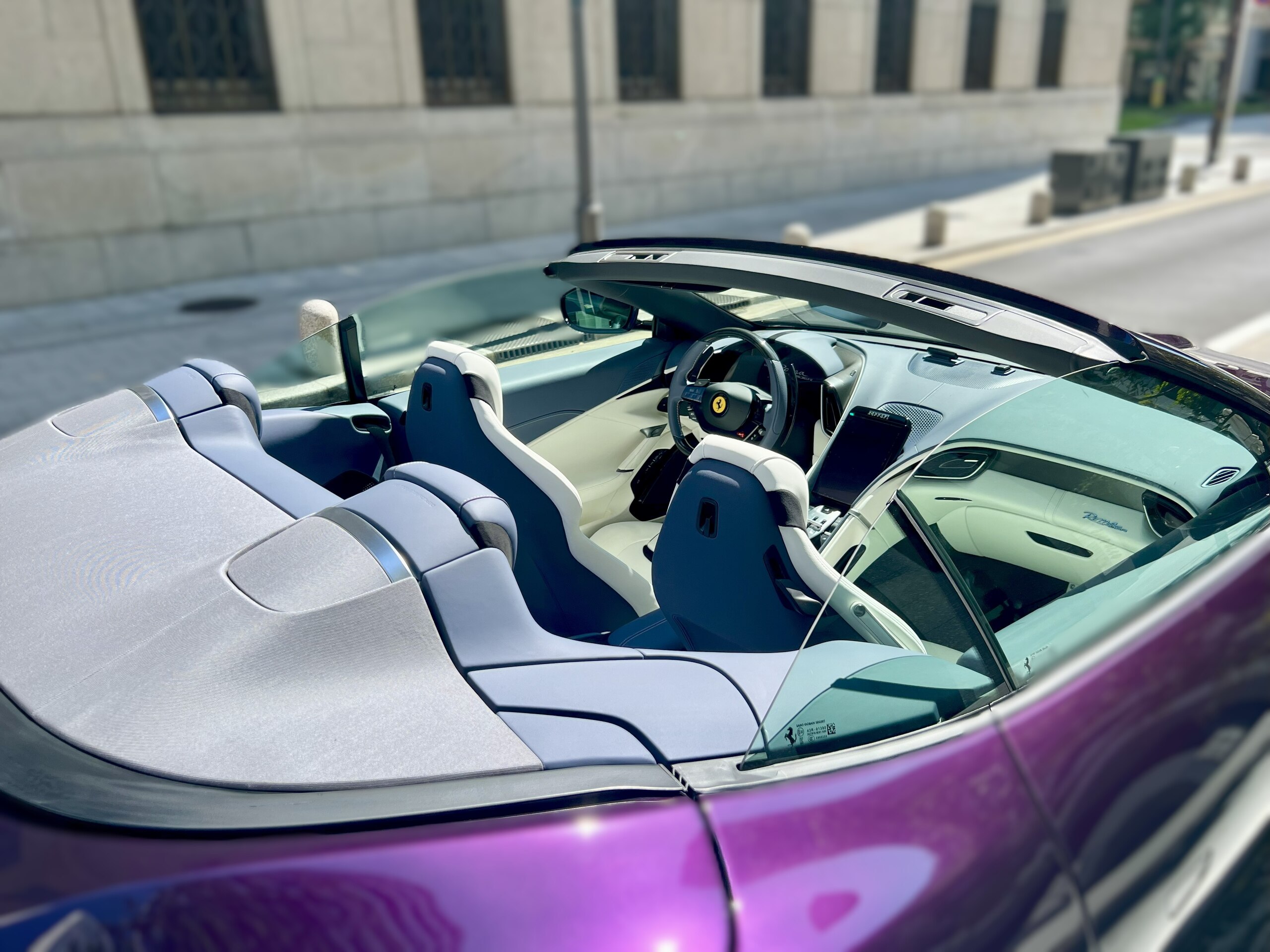 2024 Ferrari Roma Spider — Photo 20 / 44