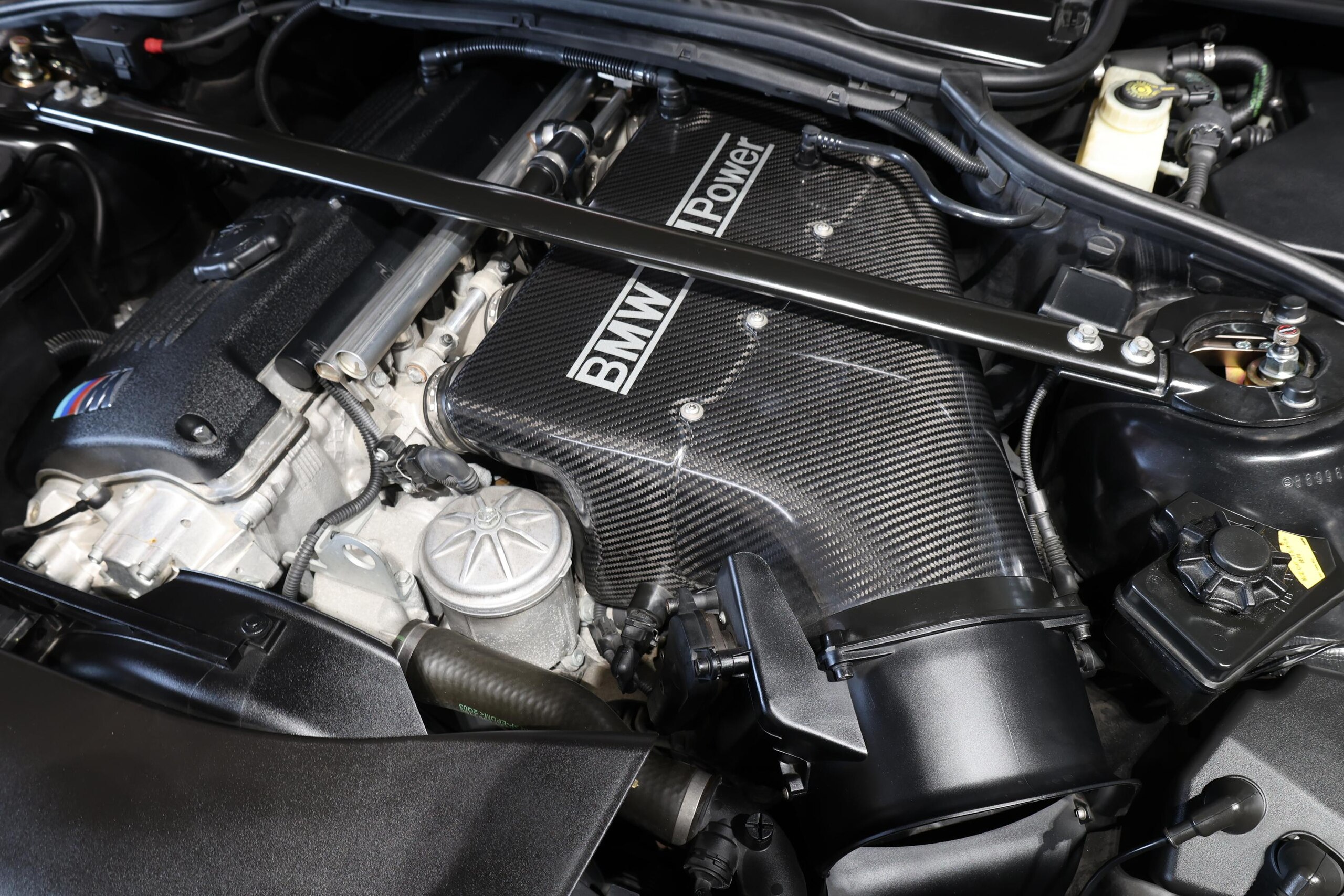 2003 BMW M3 CSL — Photo 27 / 46