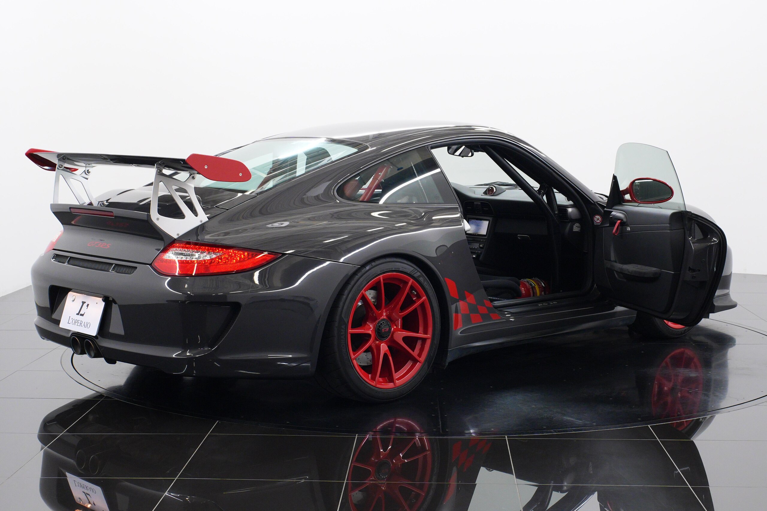 2011 Porsche 911 GT3 RS — Photo 17 / 43