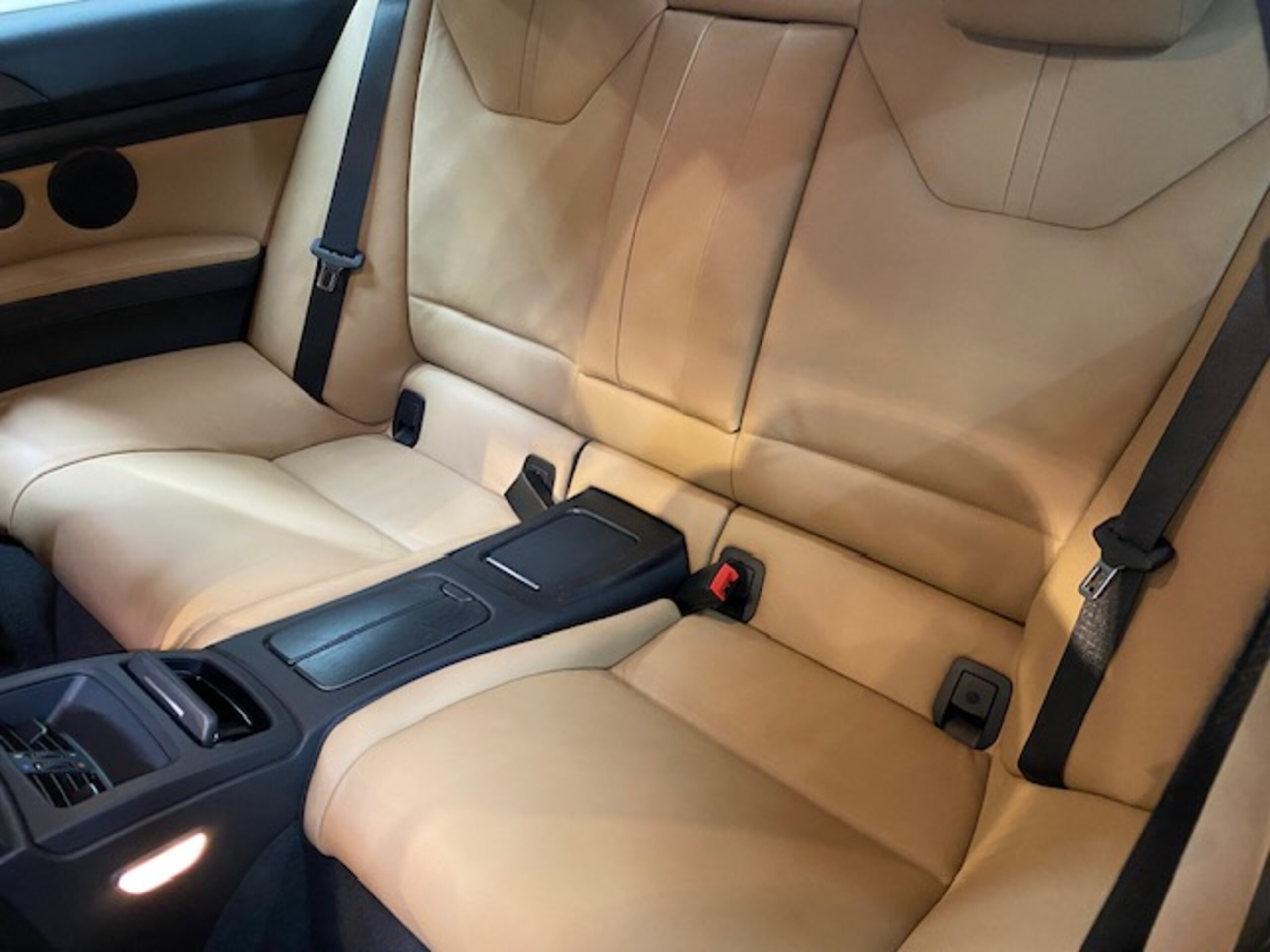 2007 BMW M3 Coupe — Photo 9 / 12